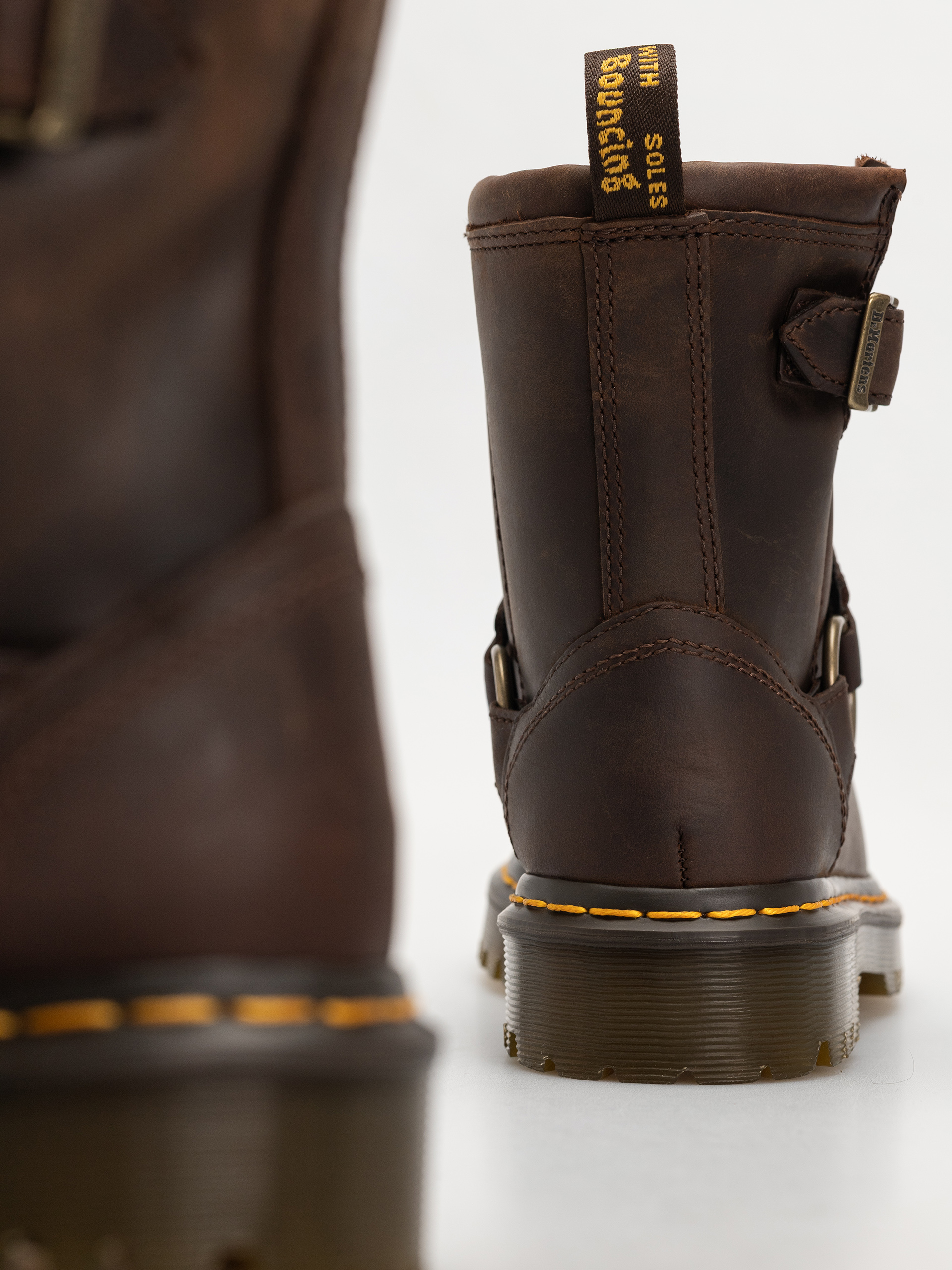 Обувки Dr. Martens Anistone HRNS Ankle (dark brown crazy horse)