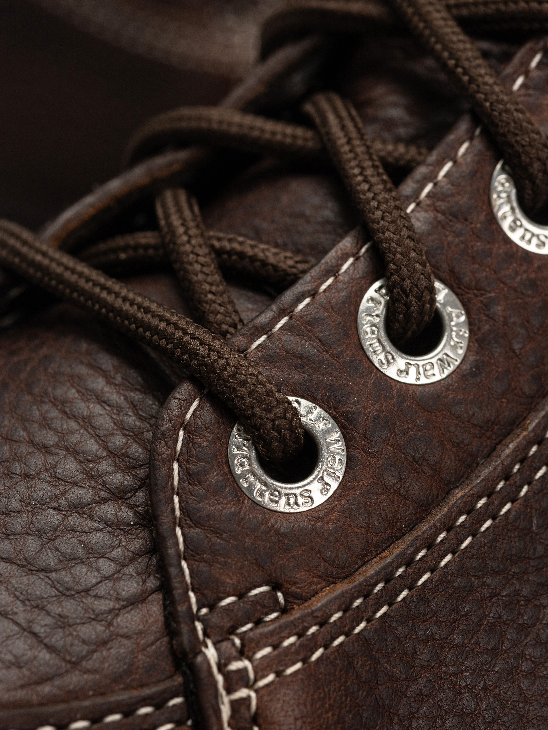 Обувки Dr. Martens Buzz 8i Wmn (dark brown grizzly)