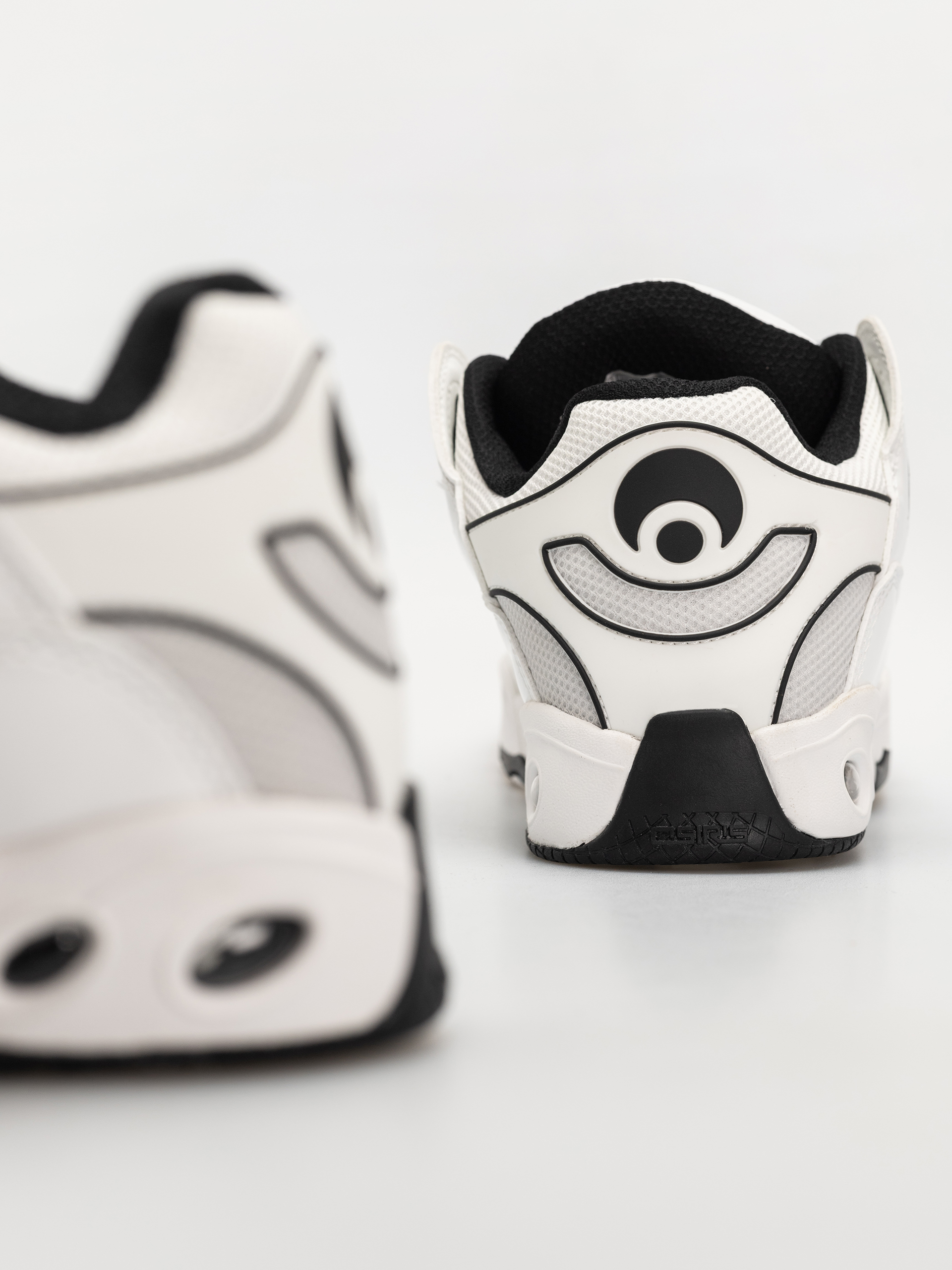Обувки Osiris D3 OG (white/black)