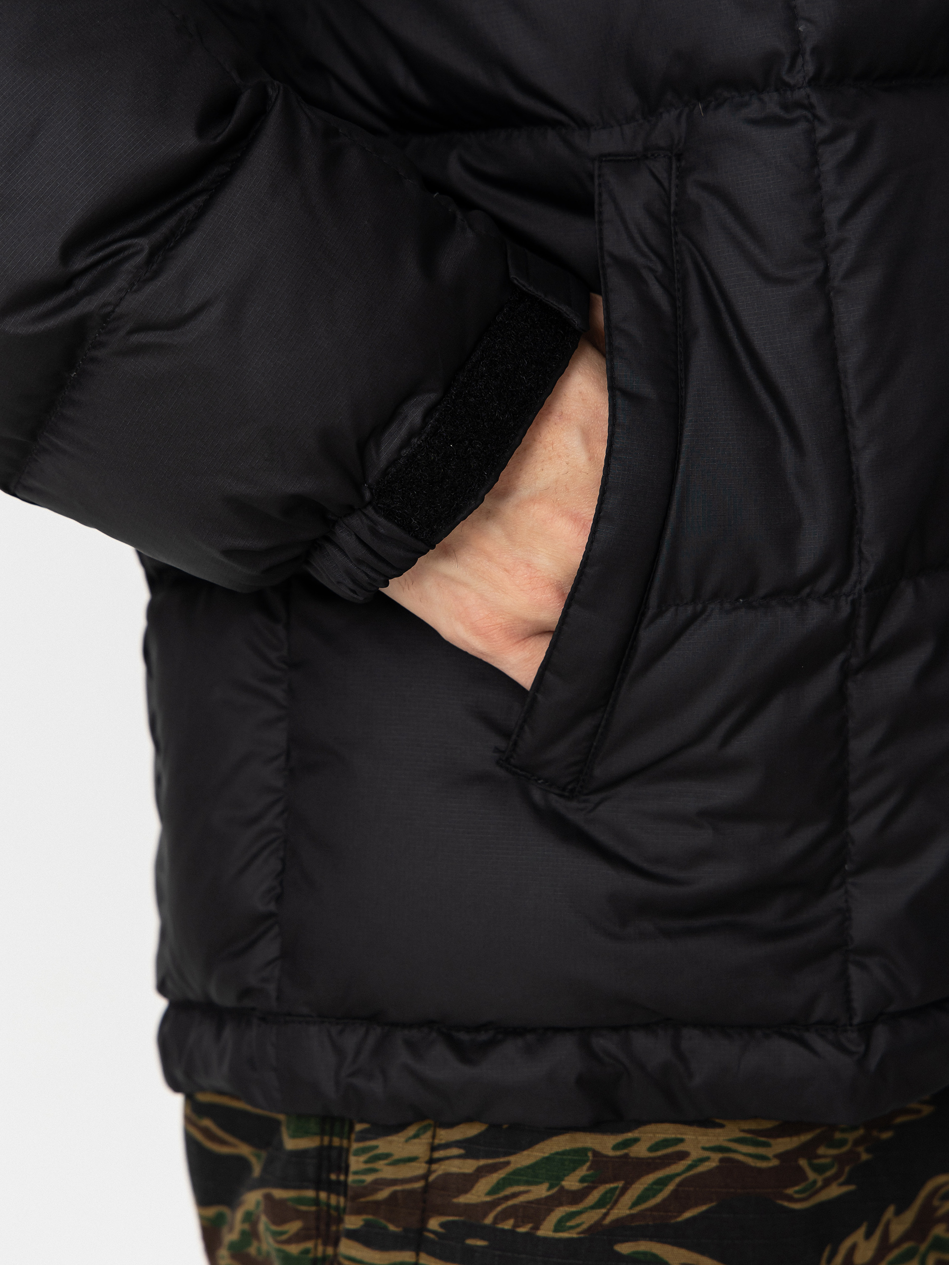 Яке The North Face Lhotse (tnf black/npf/r)
