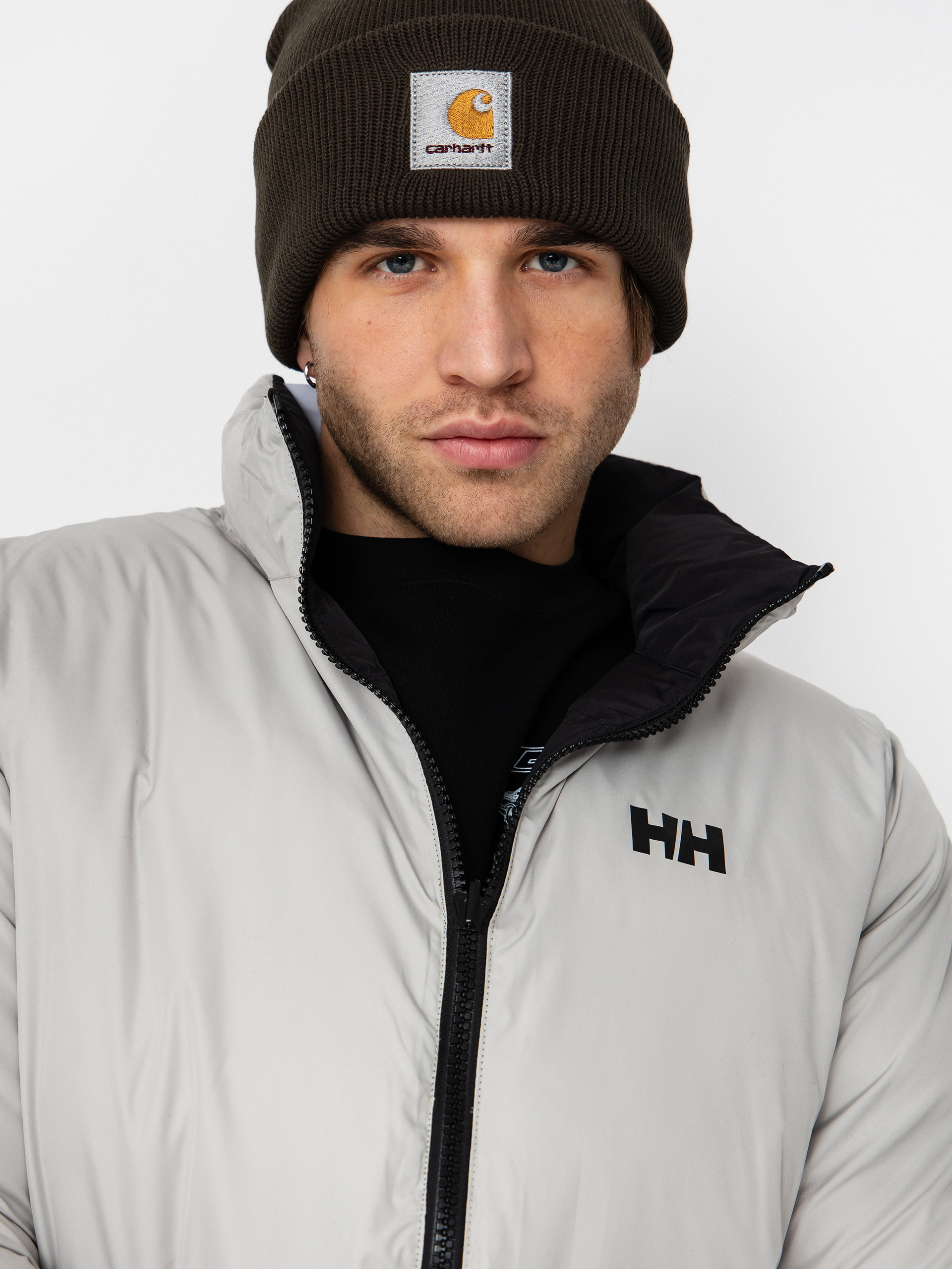 Яке Helly Hansen Yu 23 Reversible Puffer (black)