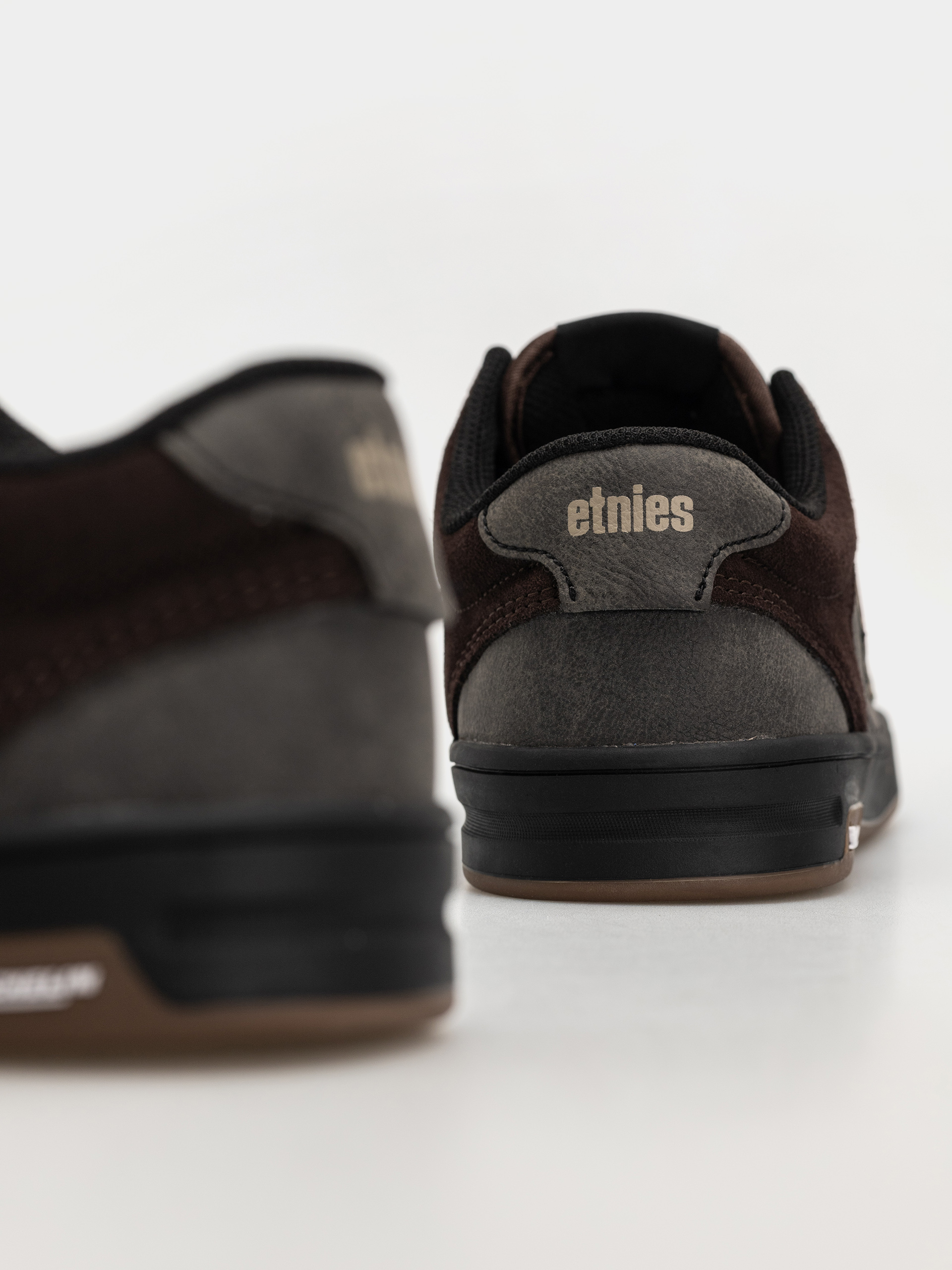 Обувки Etnies Serin Michelin (brown/black)
