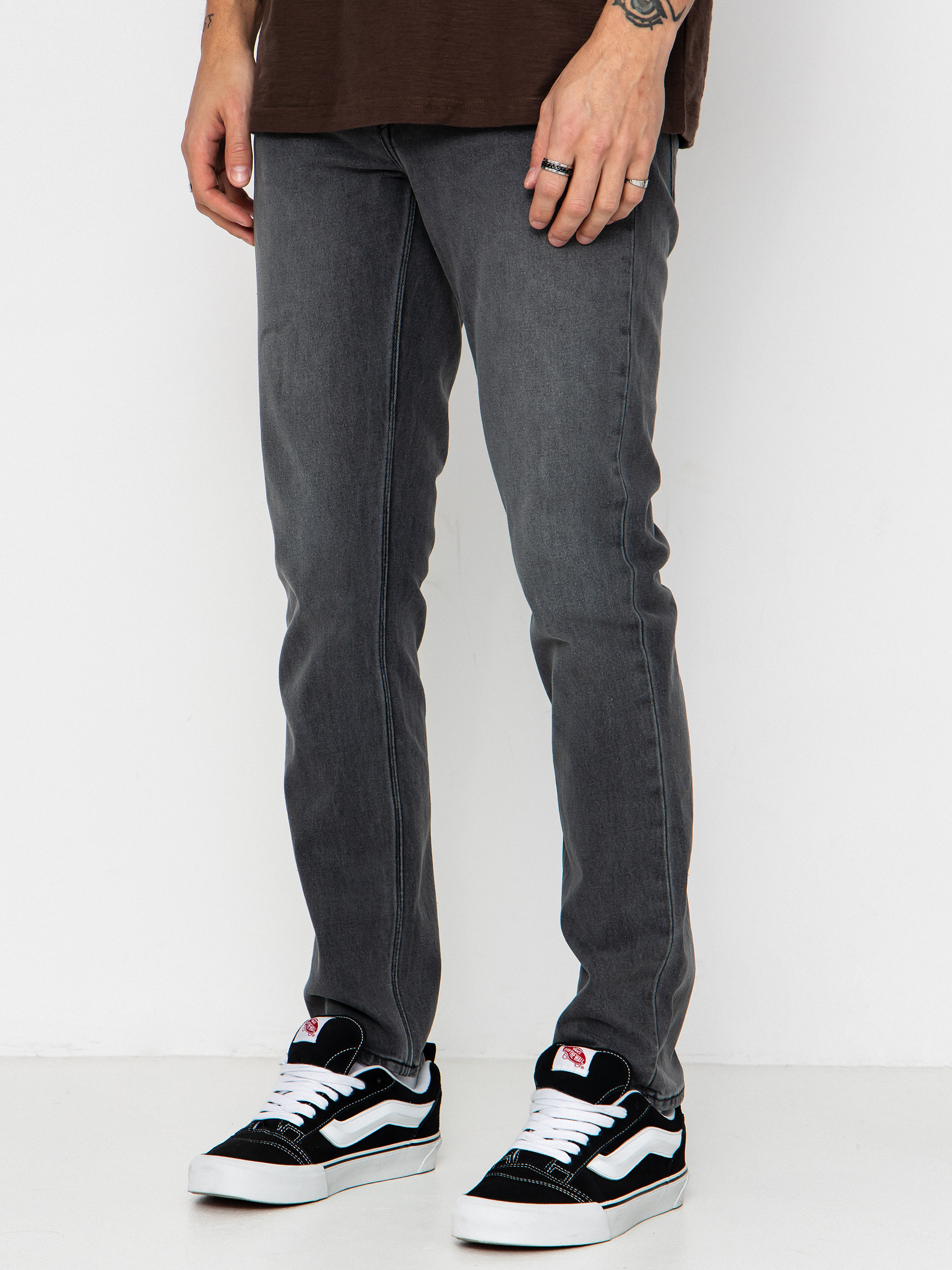 u041fu0430u043du0442u0430u043bu043eu043du0438 Volcom Vorta (concrete)