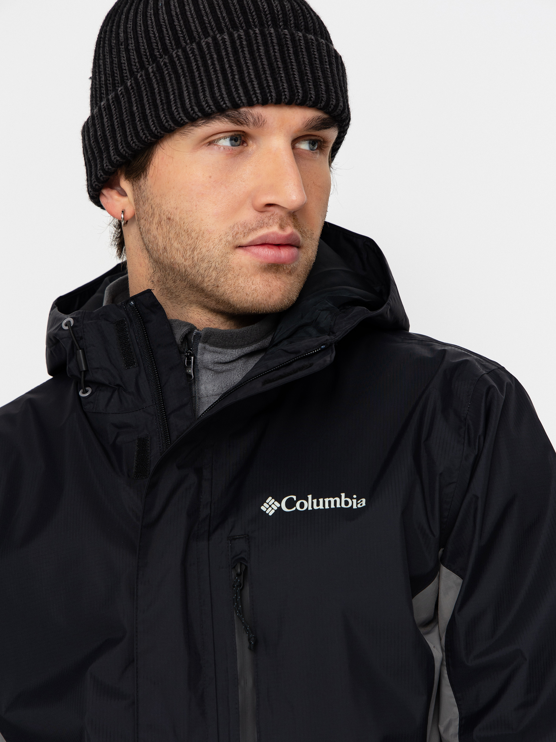 Яке Columbia Pouring Adventure III (black/city grey)