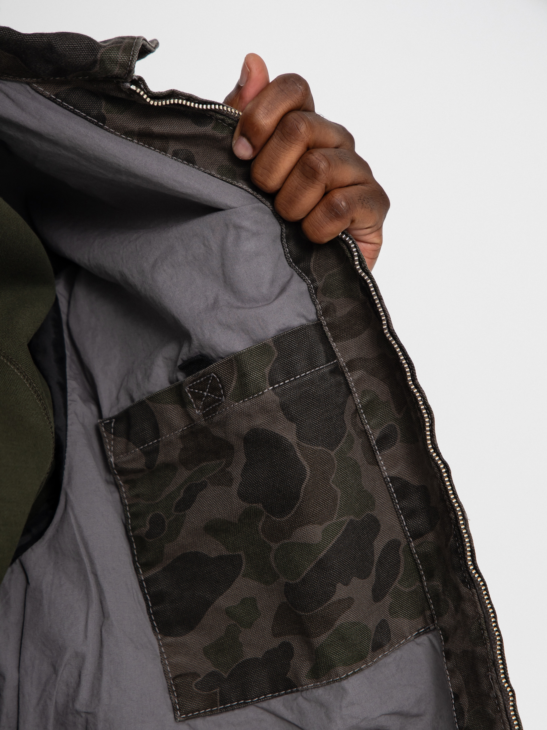 Яке Carhartt WIP Duck Detroit (camo duck/green/porphyry/garment dyed)