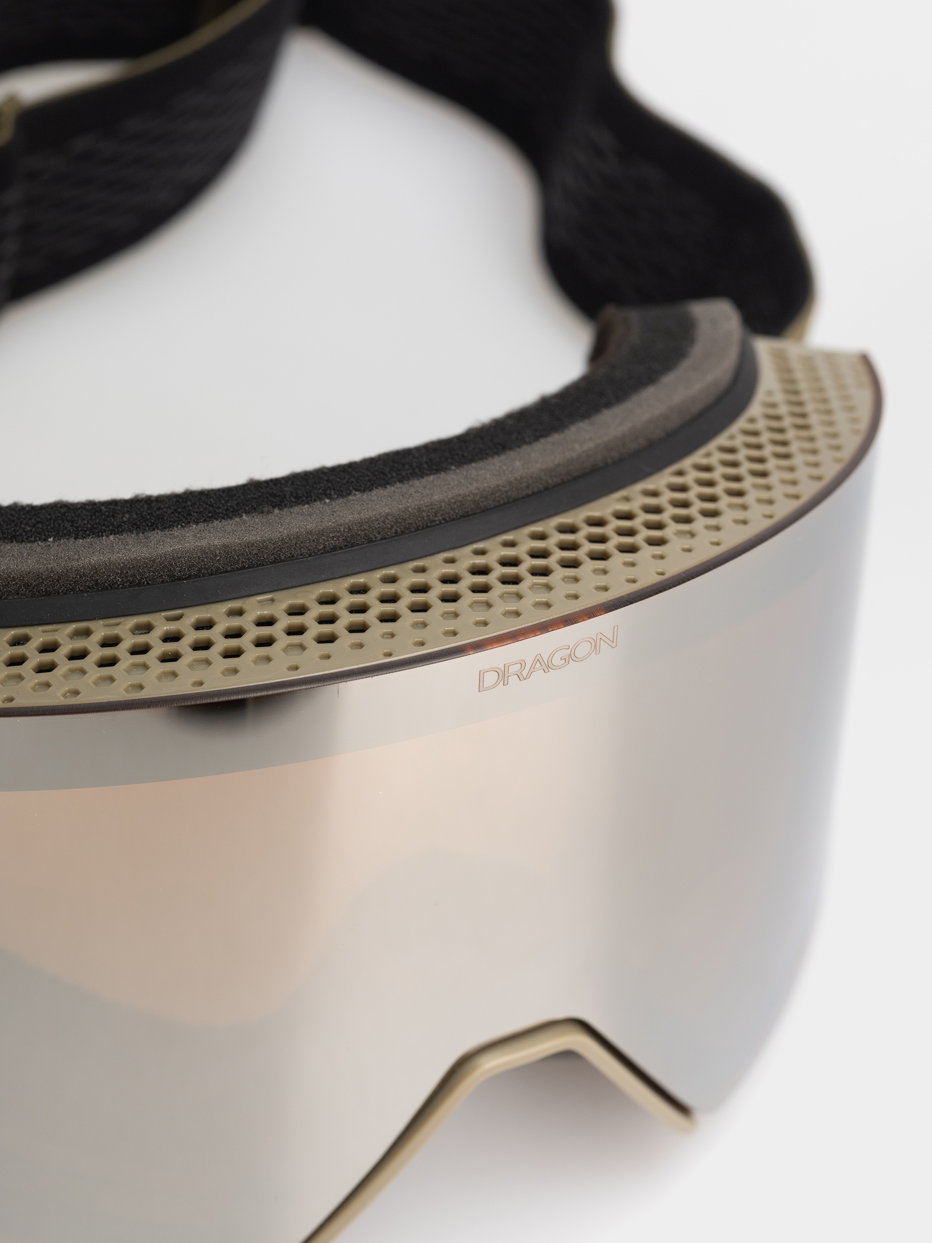 Сноуборд очила Dragon RVX MAG OTG (oldskool/lumalens silver ion+lumalens amber)