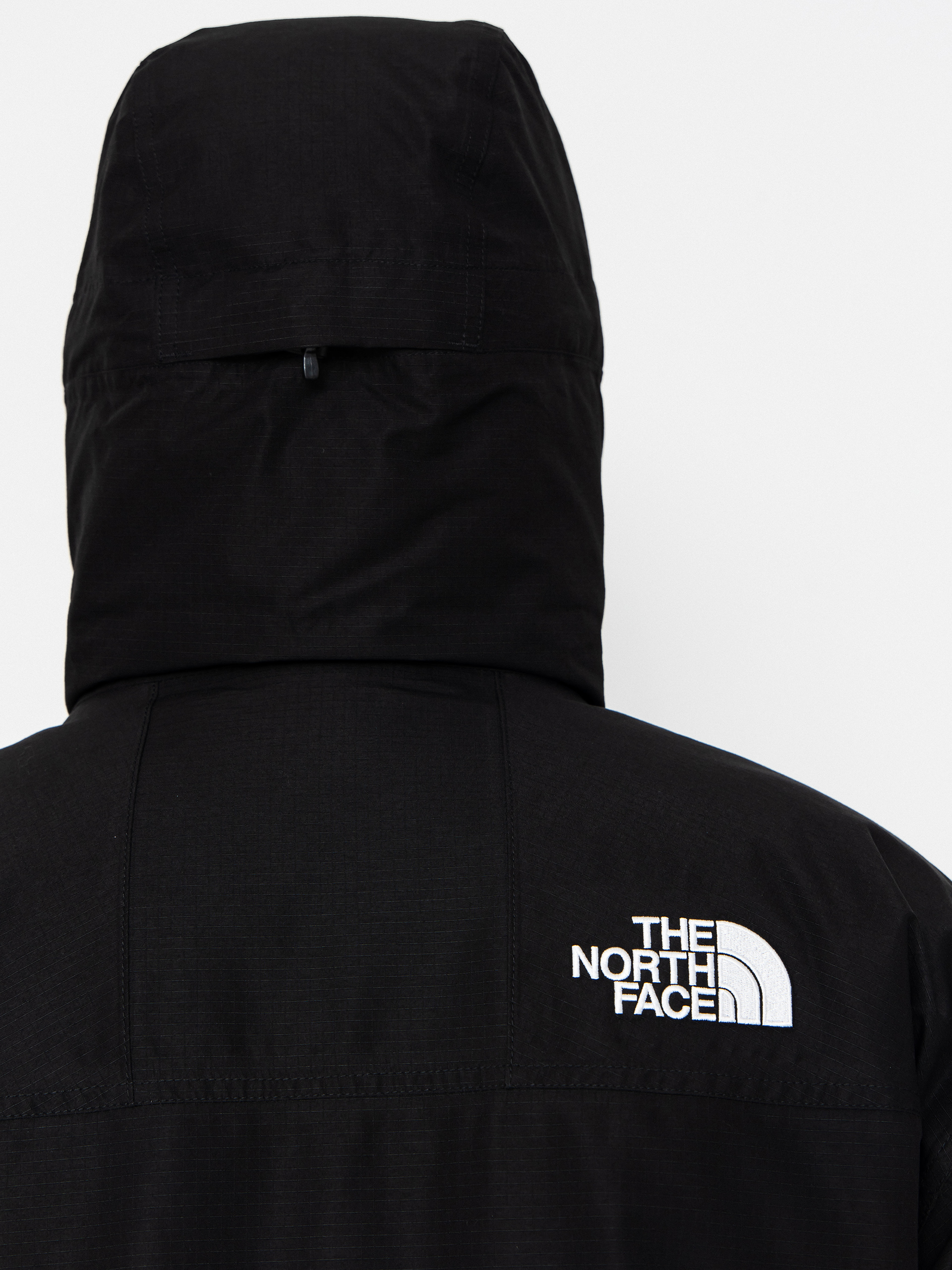 Яке The North Face Mountain Down (tnf black)