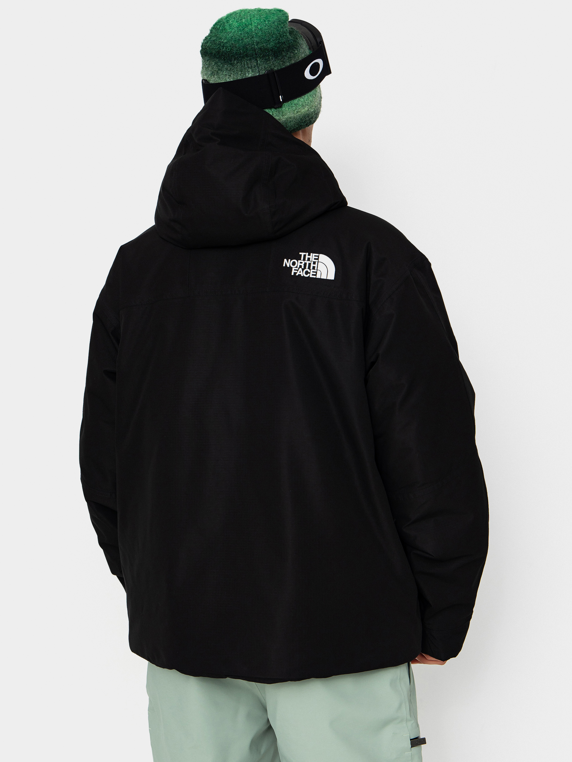 Яке The North Face Mountain Down (tnf black)