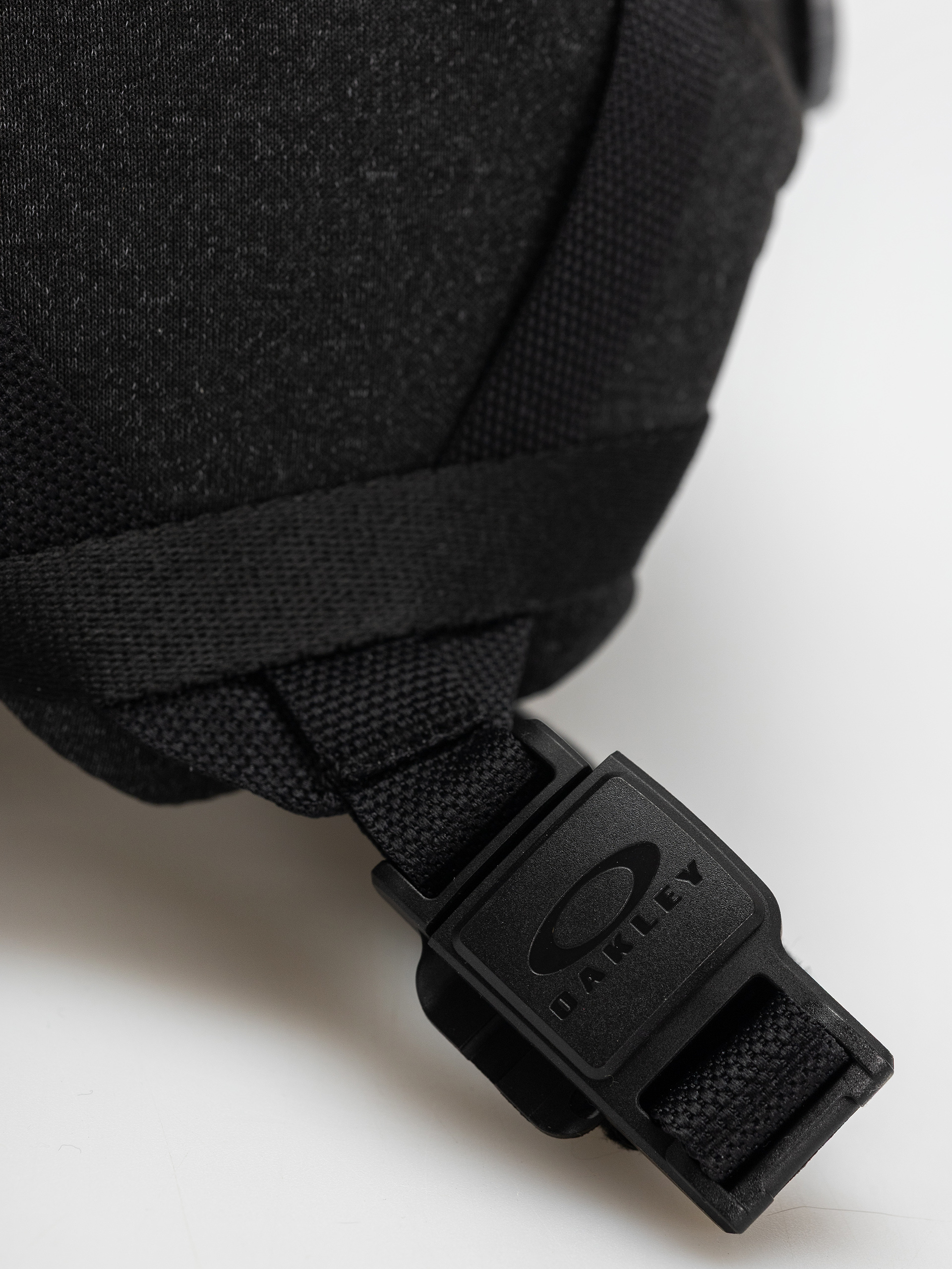 Каска Oakley Mod1 Mips I.C.E. (i.c.e black reflective)