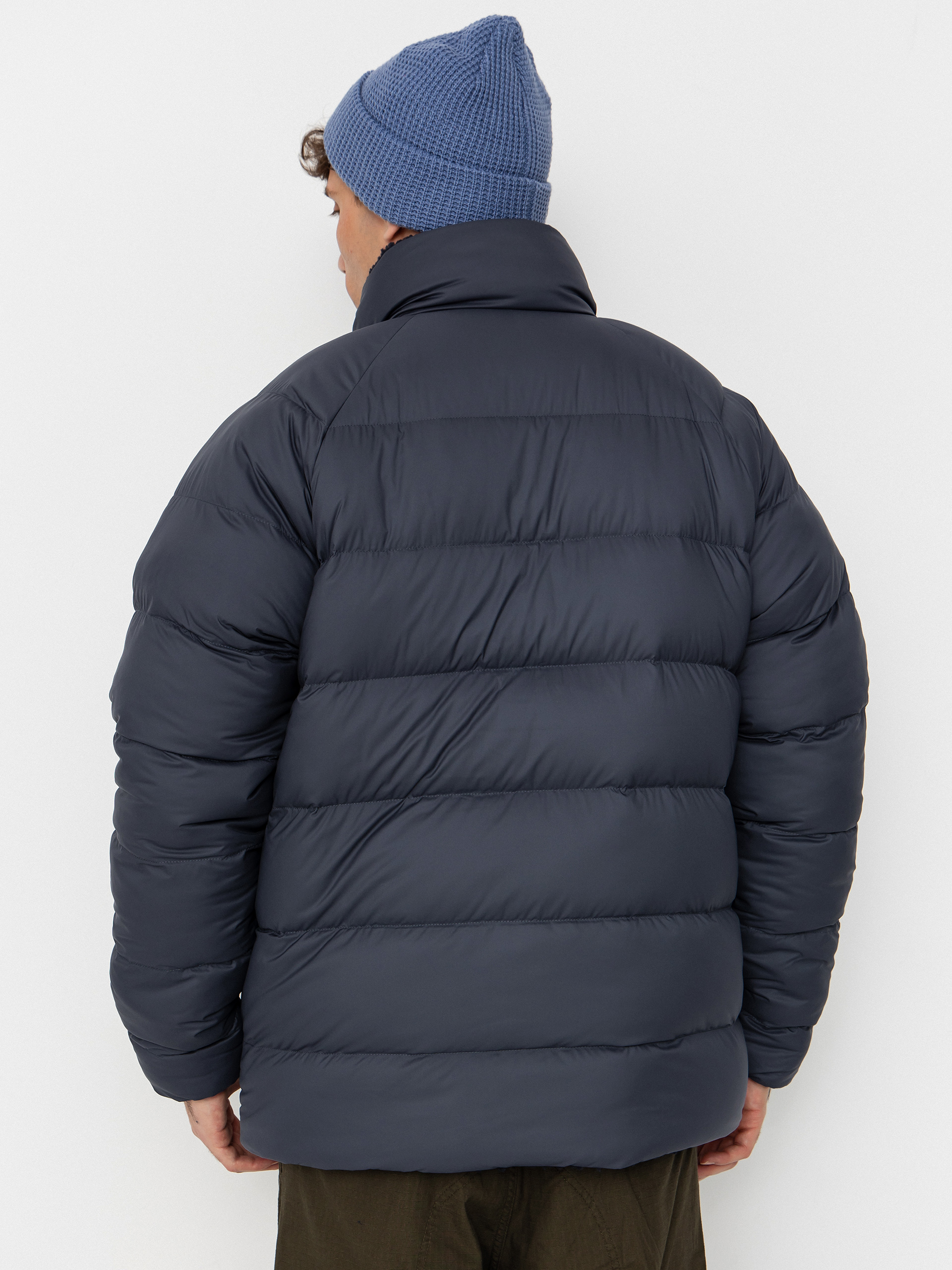Яке Patagonia Reversible Silent Down (smolder blue)