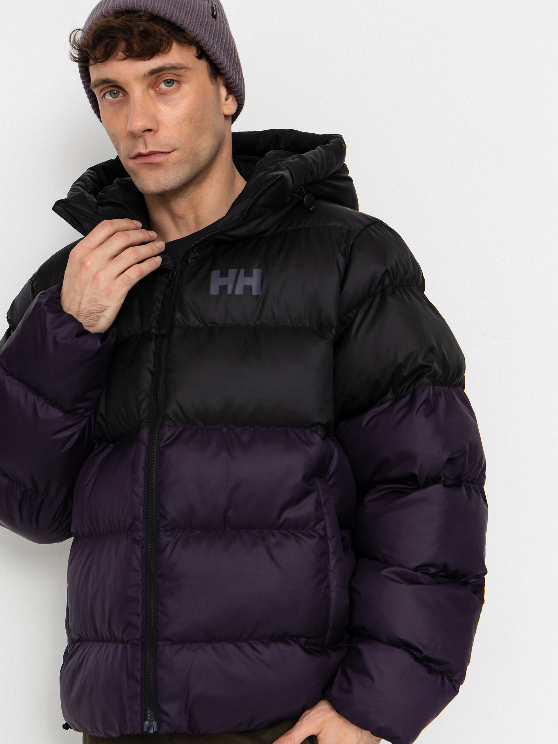 Яке Helly Hansen Active Puffy (black grape)