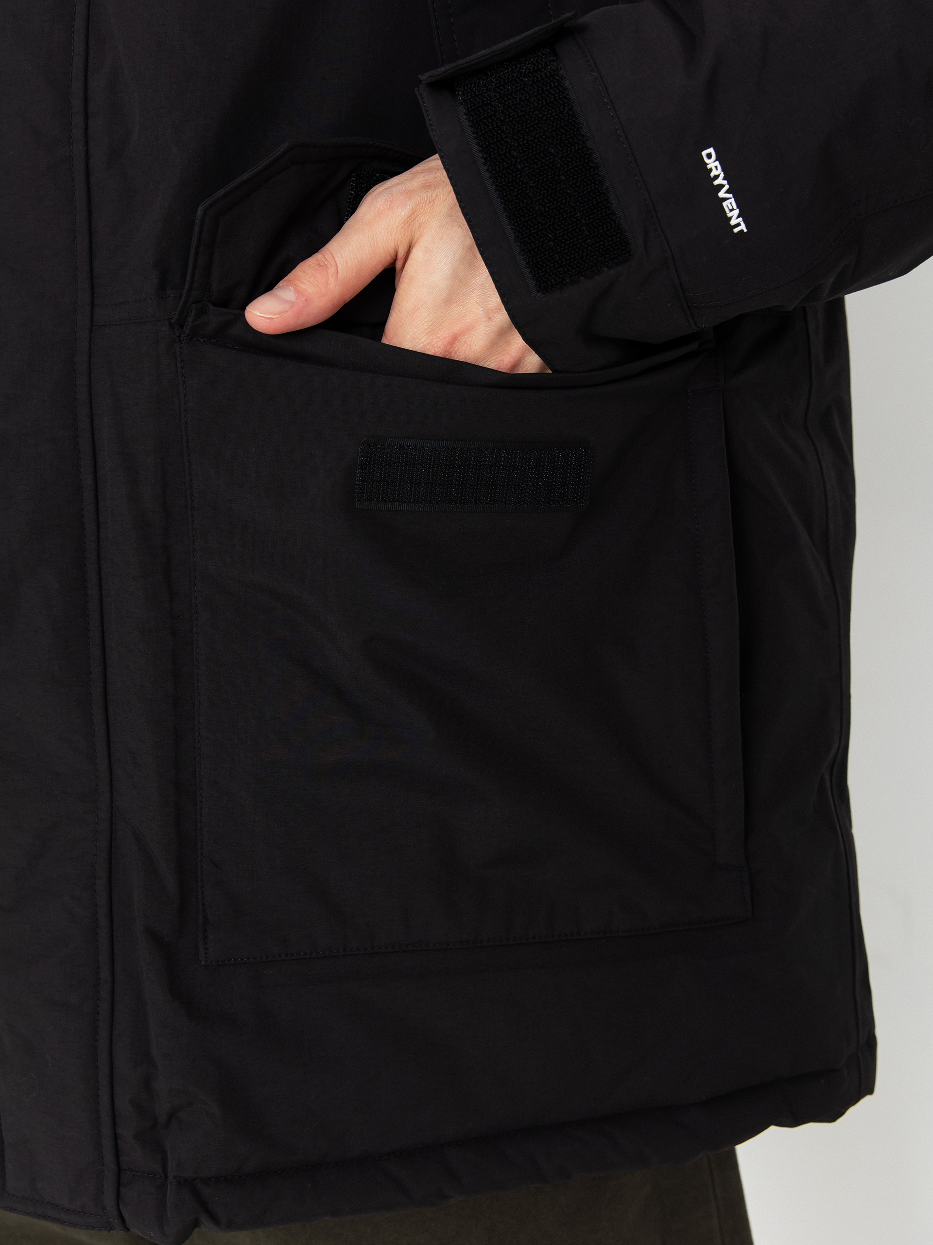 Яке The North Face McMurdo Parka (tnf black/tnf black)