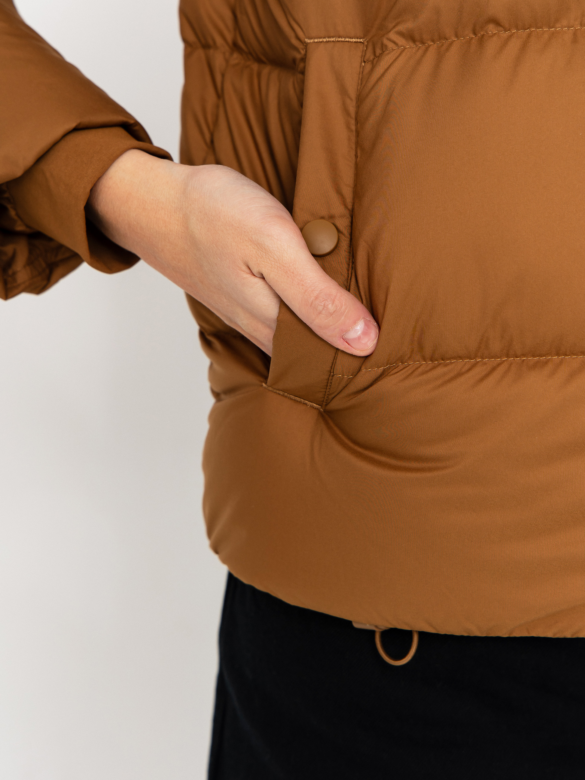 Яке Patagonia Silent Down Wmn (deer brown)