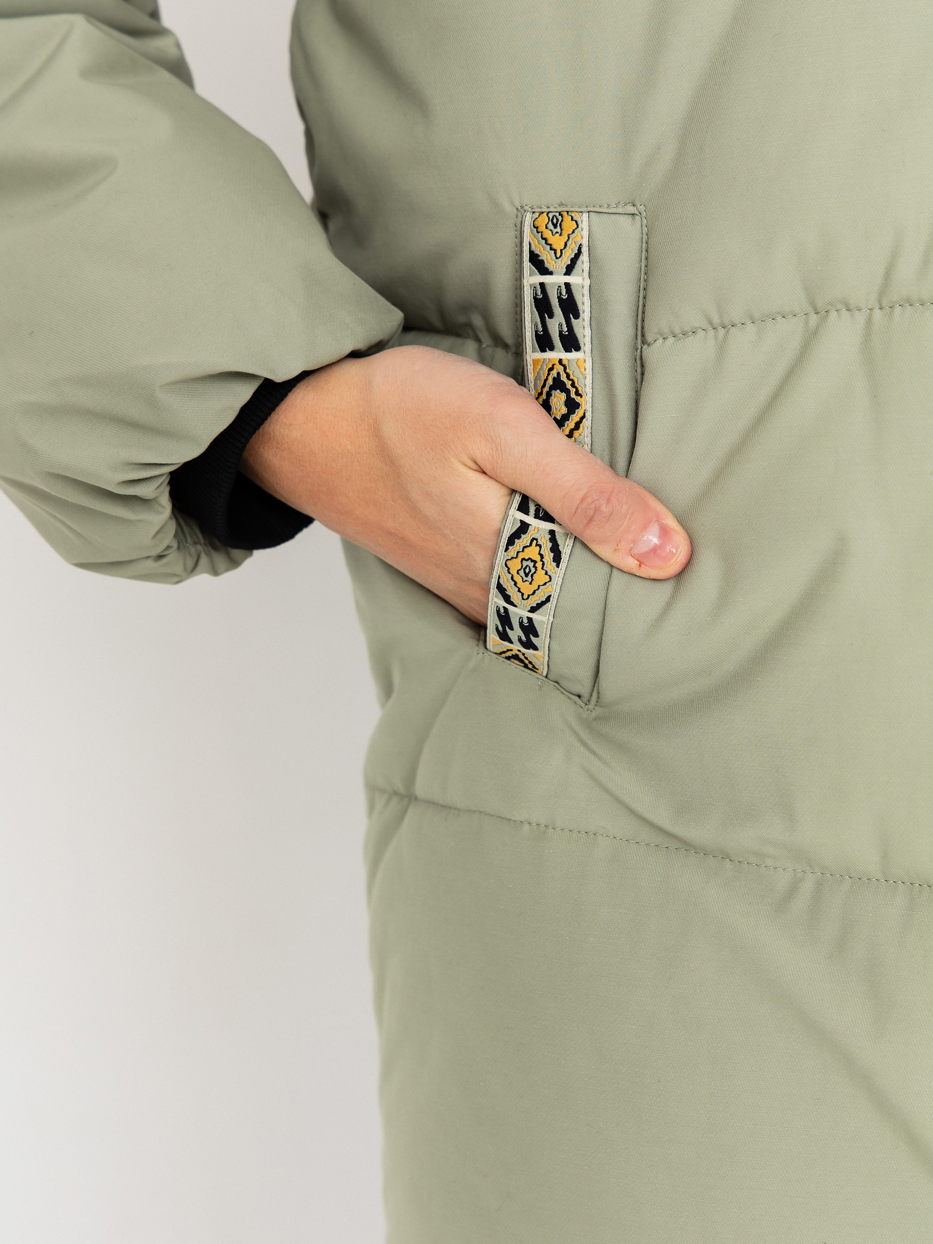 Яке Billabong Magic Puffer Wmn (seagrass)