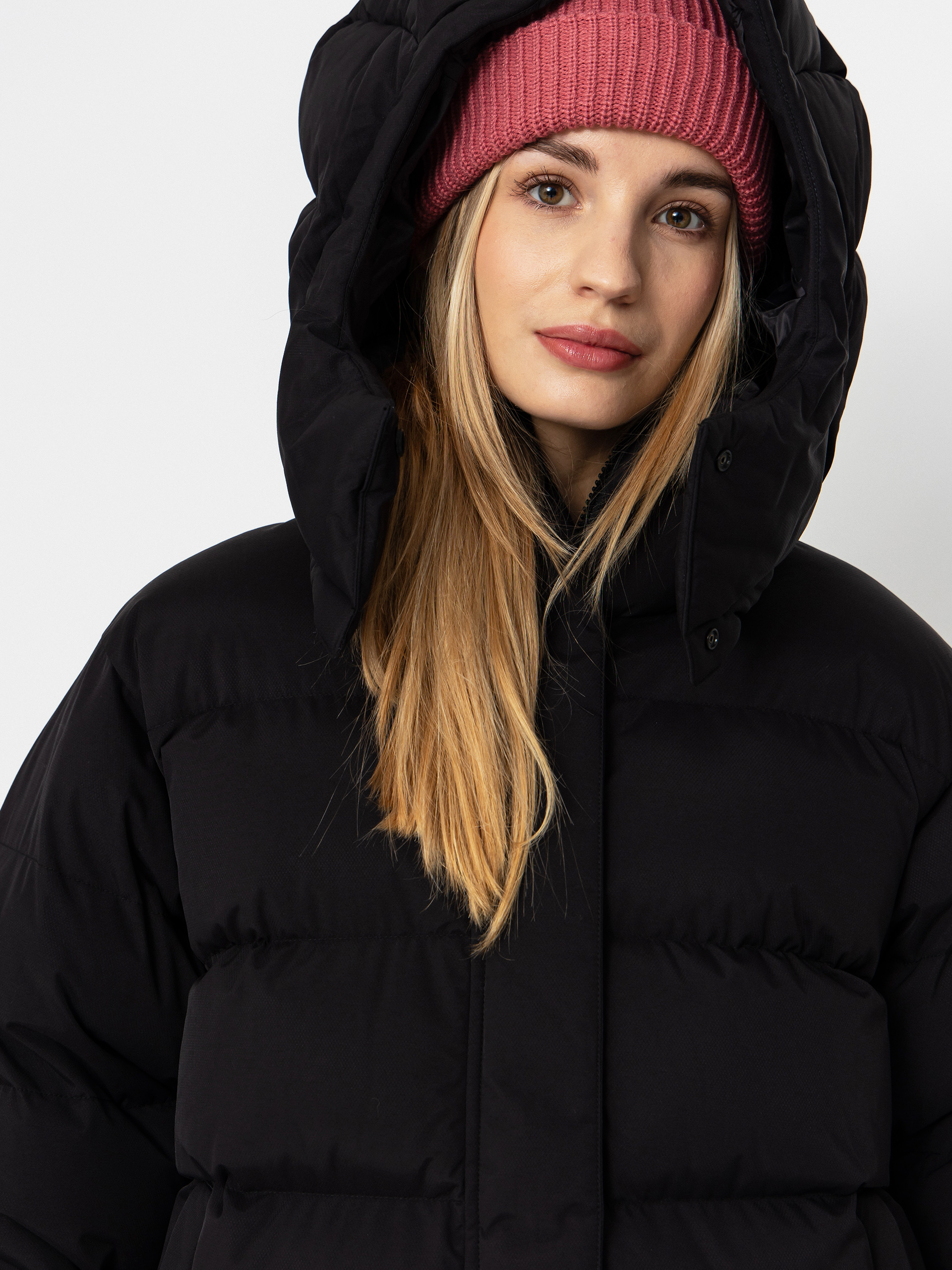 Яке Helly Hansen Aspire Puffy Parka Wmn (black)