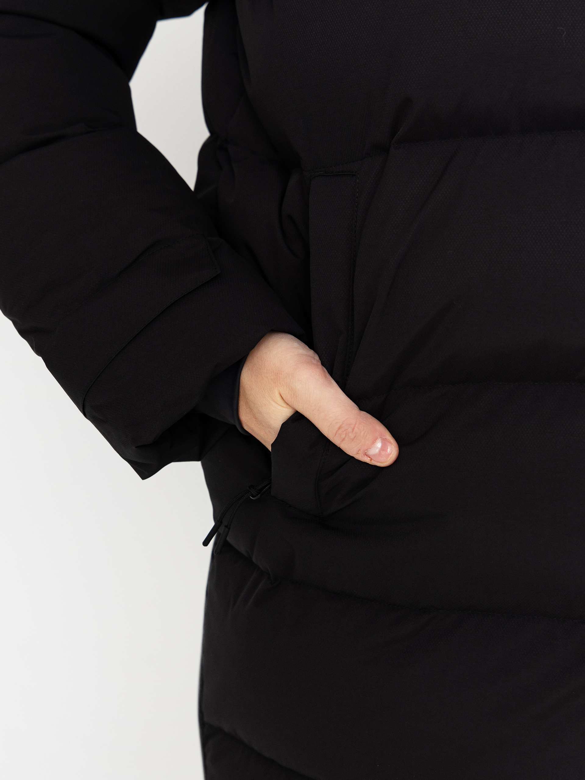 Яке Helly Hansen Aspire Puffy Parka Wmn (black)