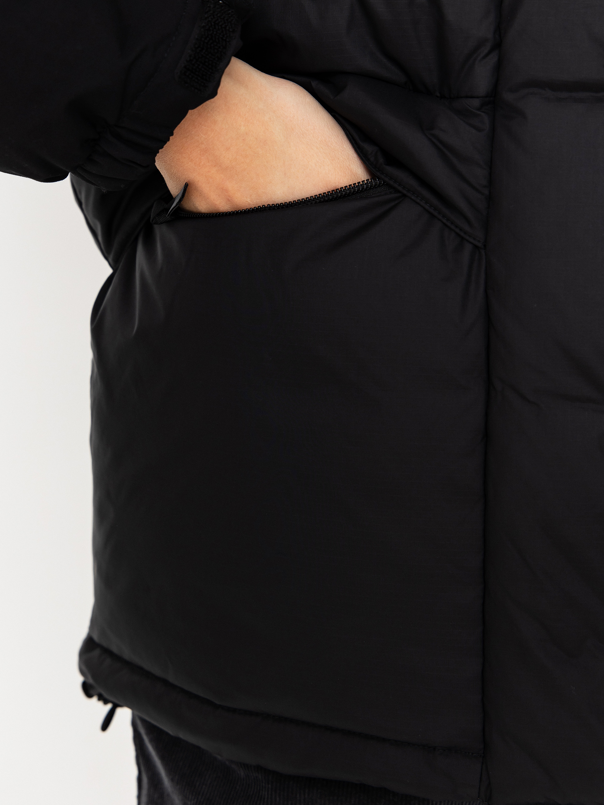 Яке The North Face Hmlyn Down Parka Wmn (tnf black/r)