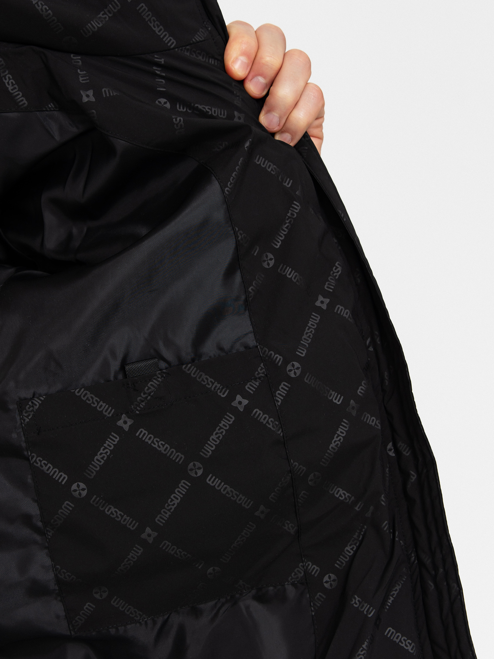 Яке MassDnm Monogram (black)