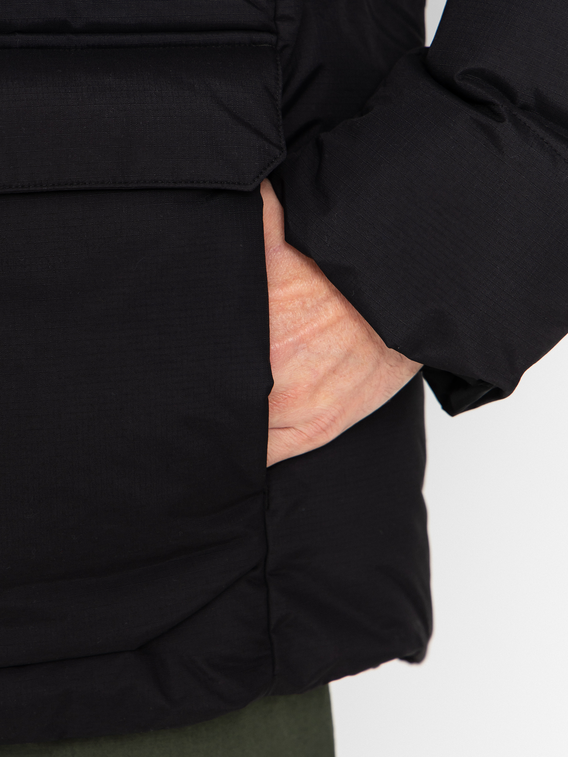 Яке Helly Hansen Nordic Puffy (black)