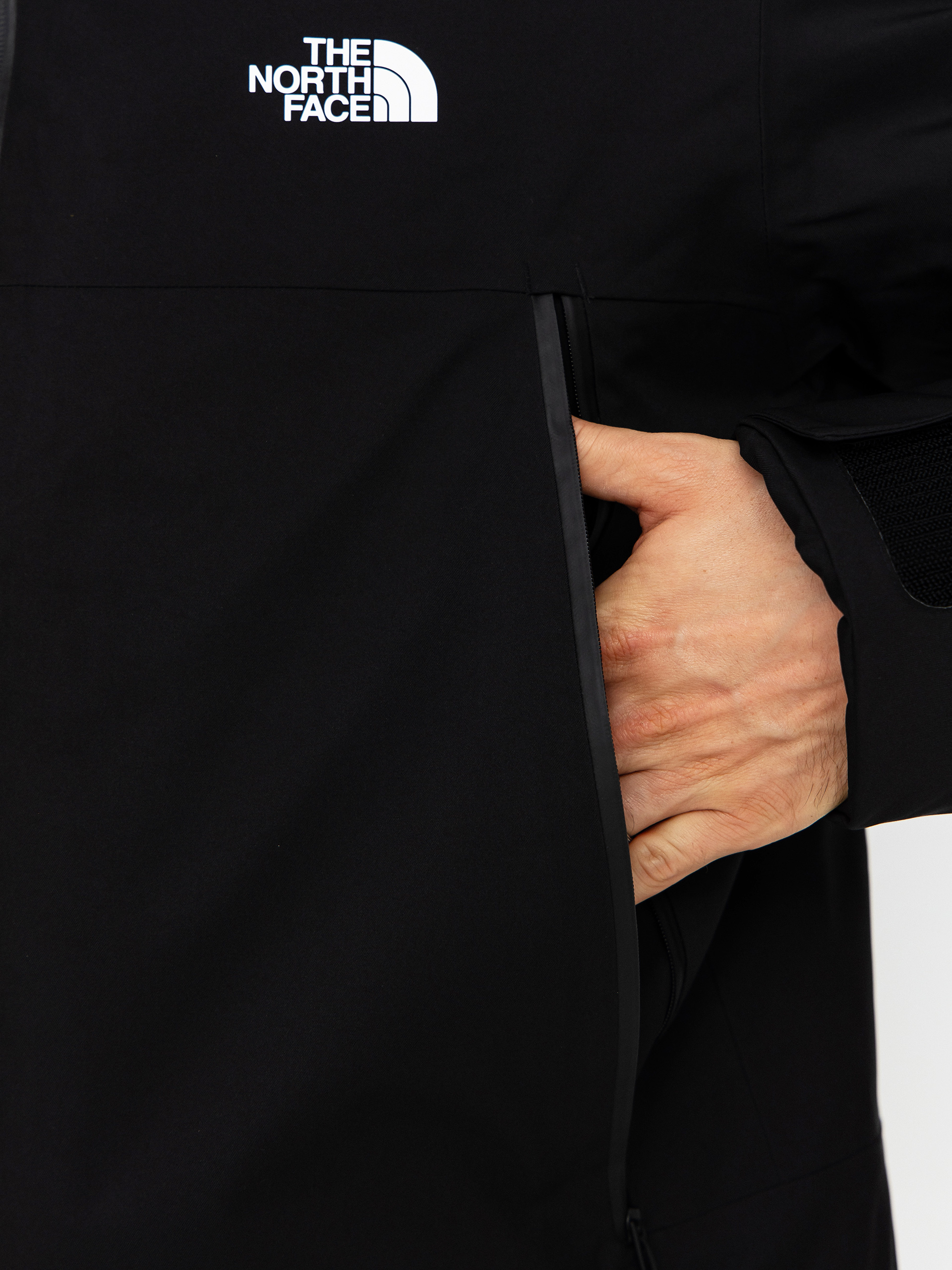 Яке The North Face Range Down Hooded (tnf black/tnf black)