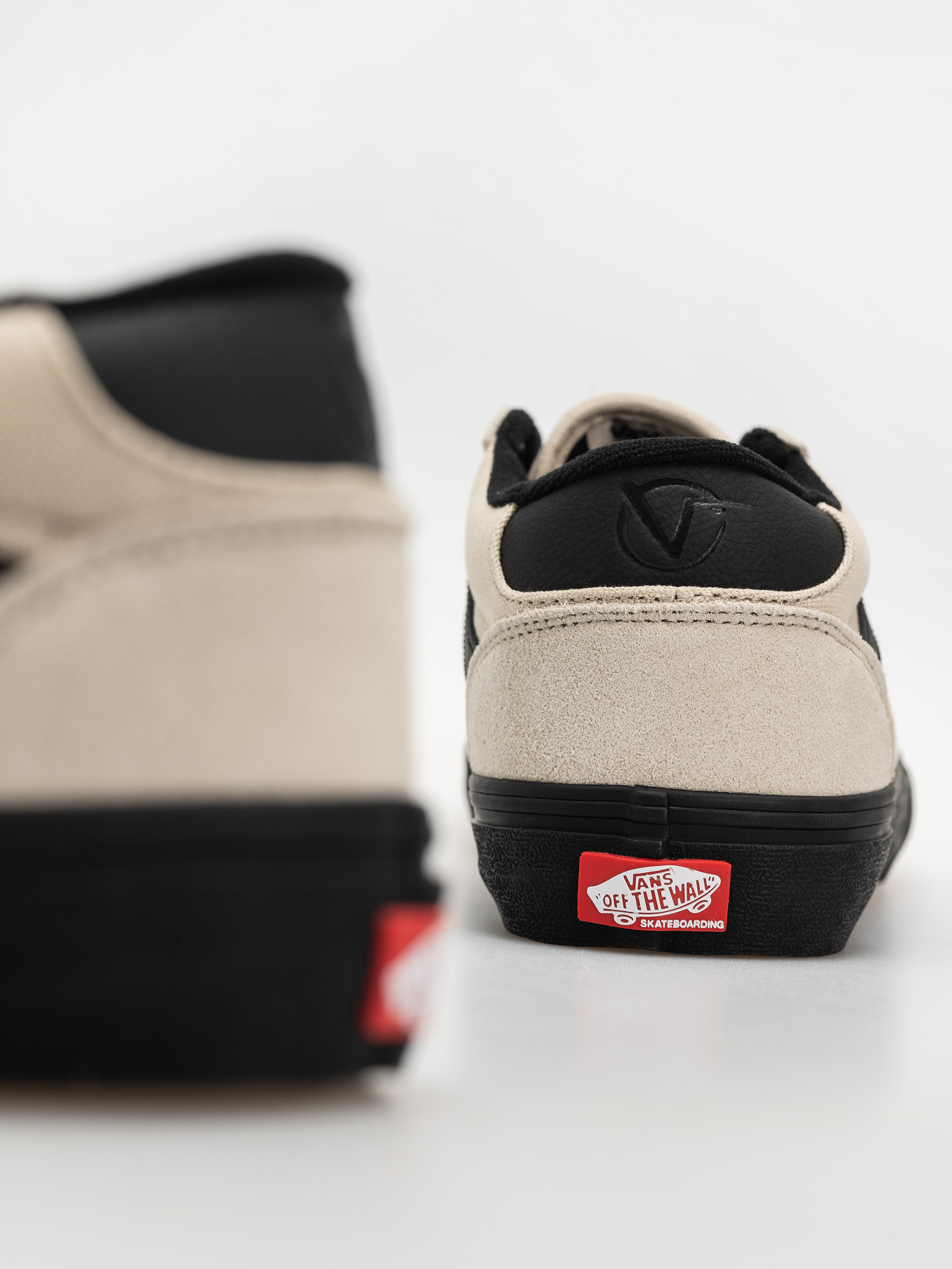 Обувки Vans Skate Rowan (oatmeal)