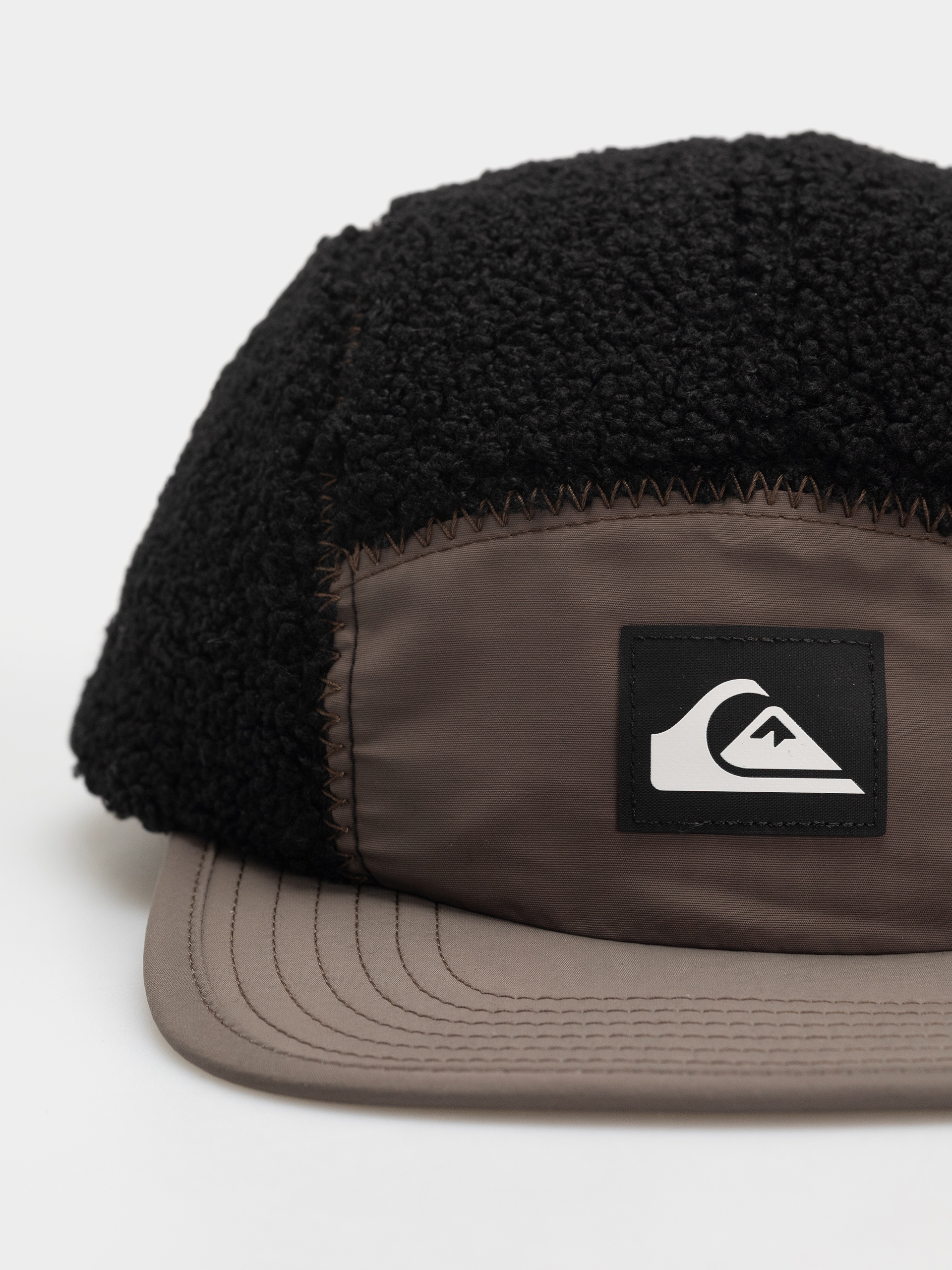 Шапка с козирка Quiksilver Alaska (chocolate brown)