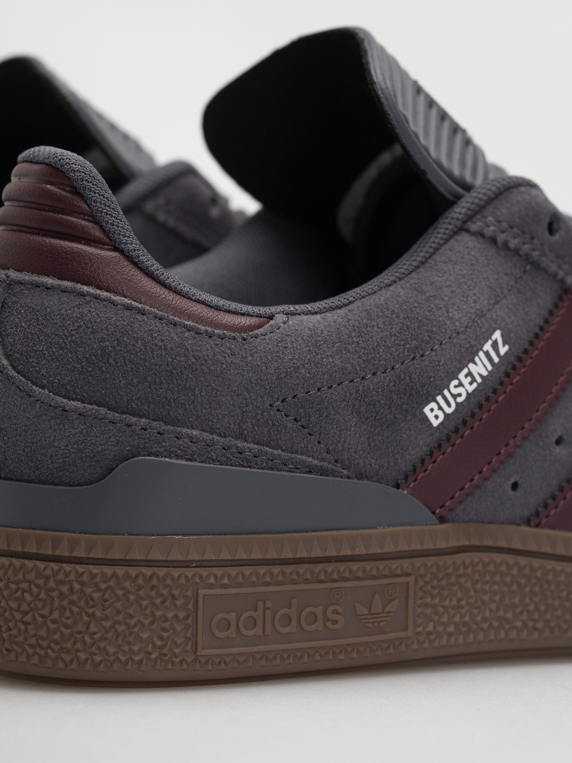 Обувки adidas Busenitz (maroon/gum5)