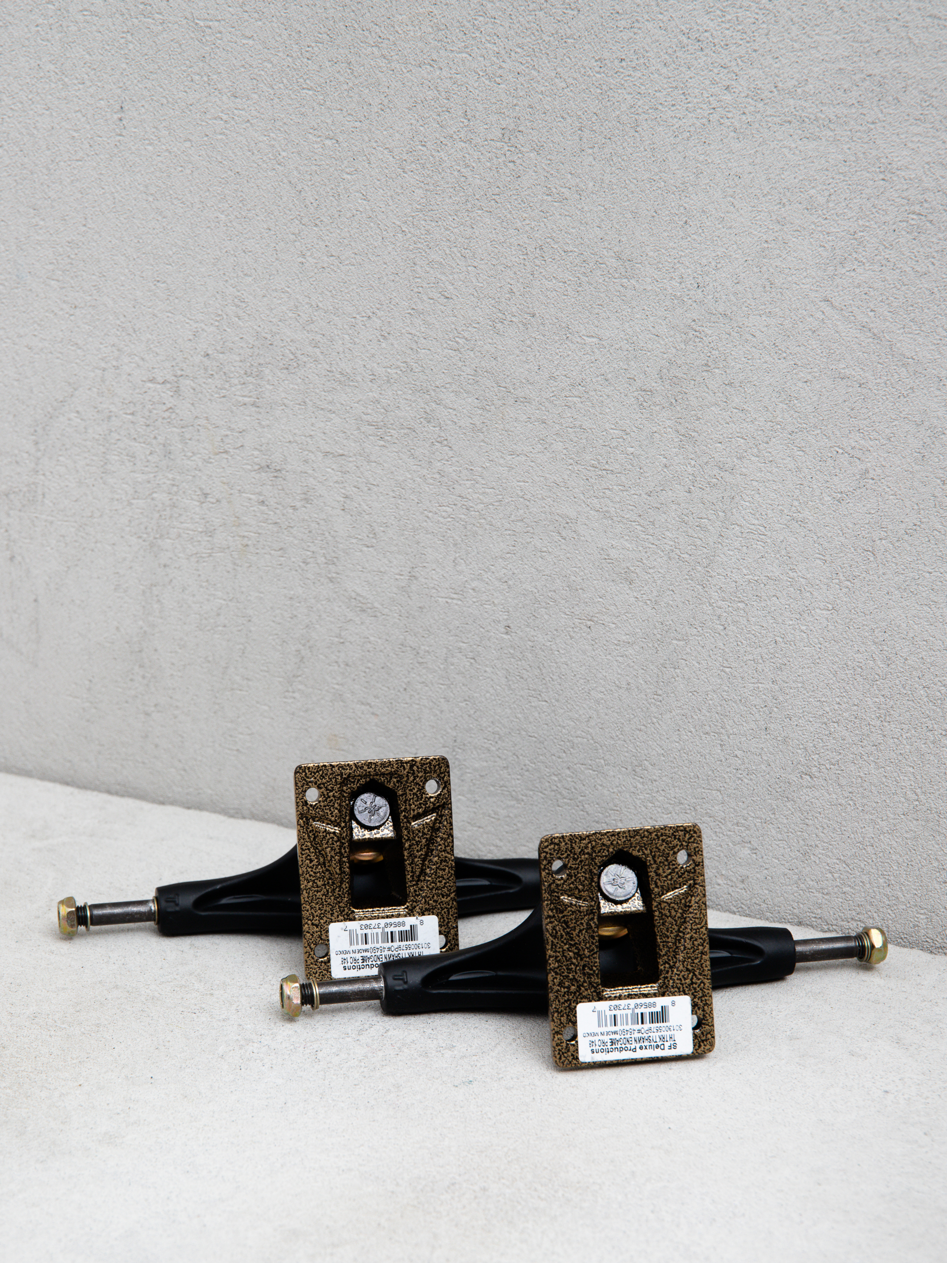 Колесари Thunder Tyshawn Endgame Pro Editions (black/gold)