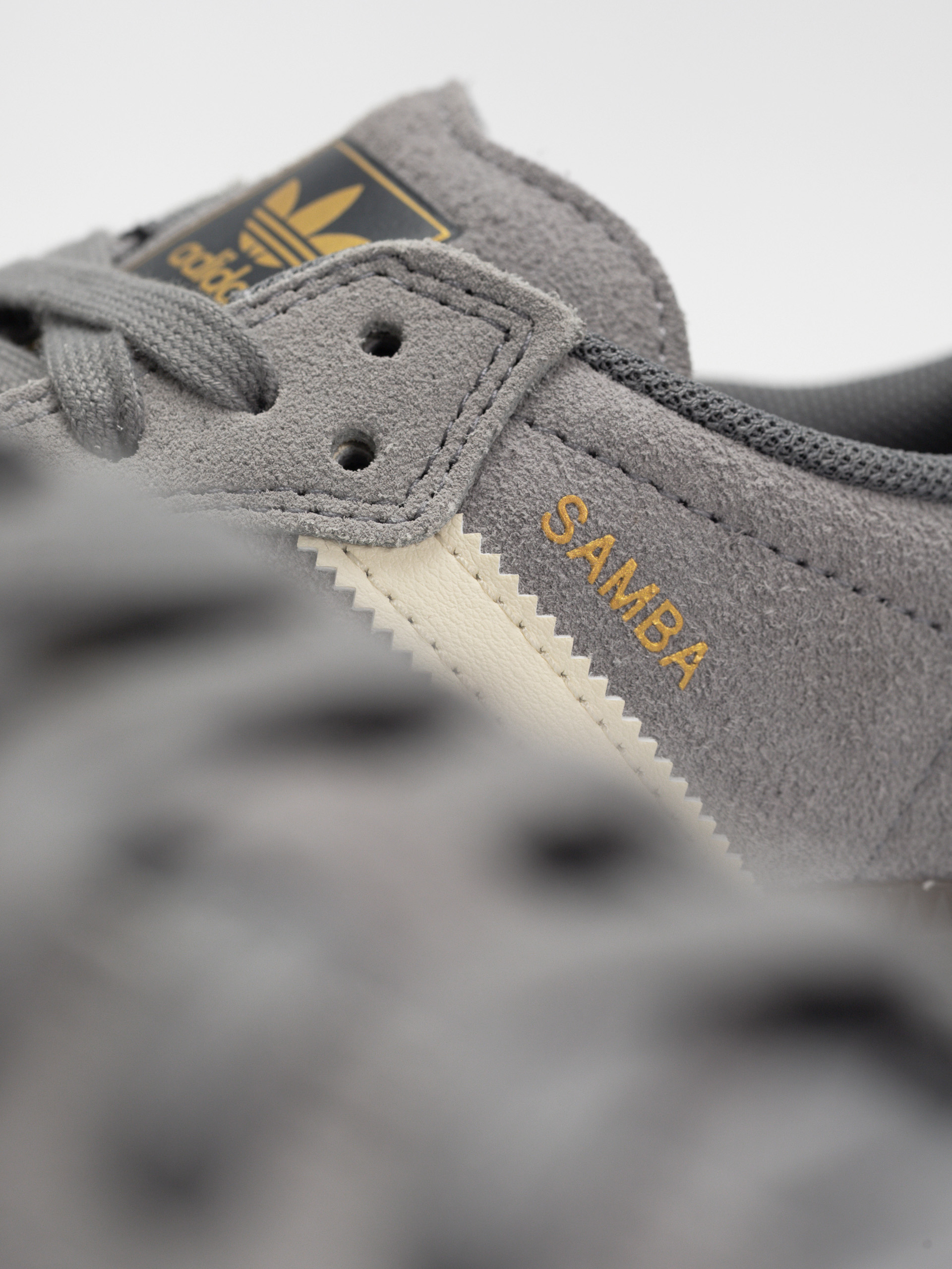 Обувки adidas Samba Adv (grefou/crewht/grethr)