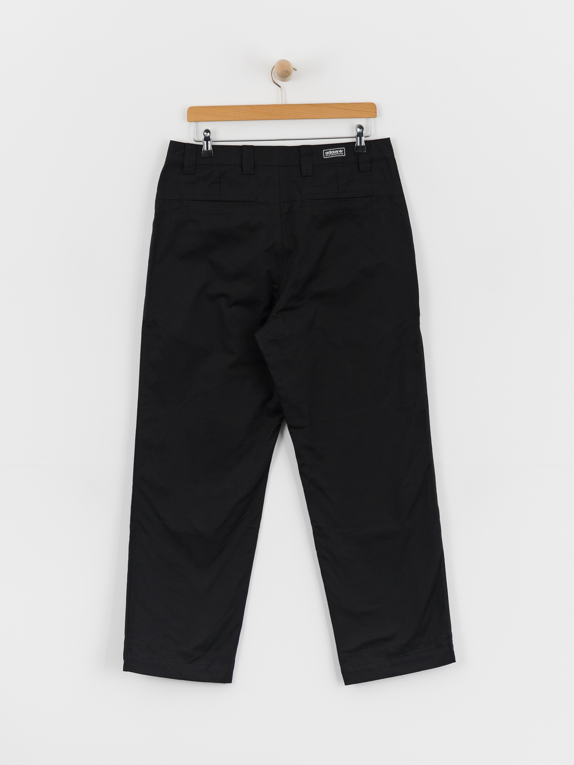 Панталони adidas Skt Chino (black)