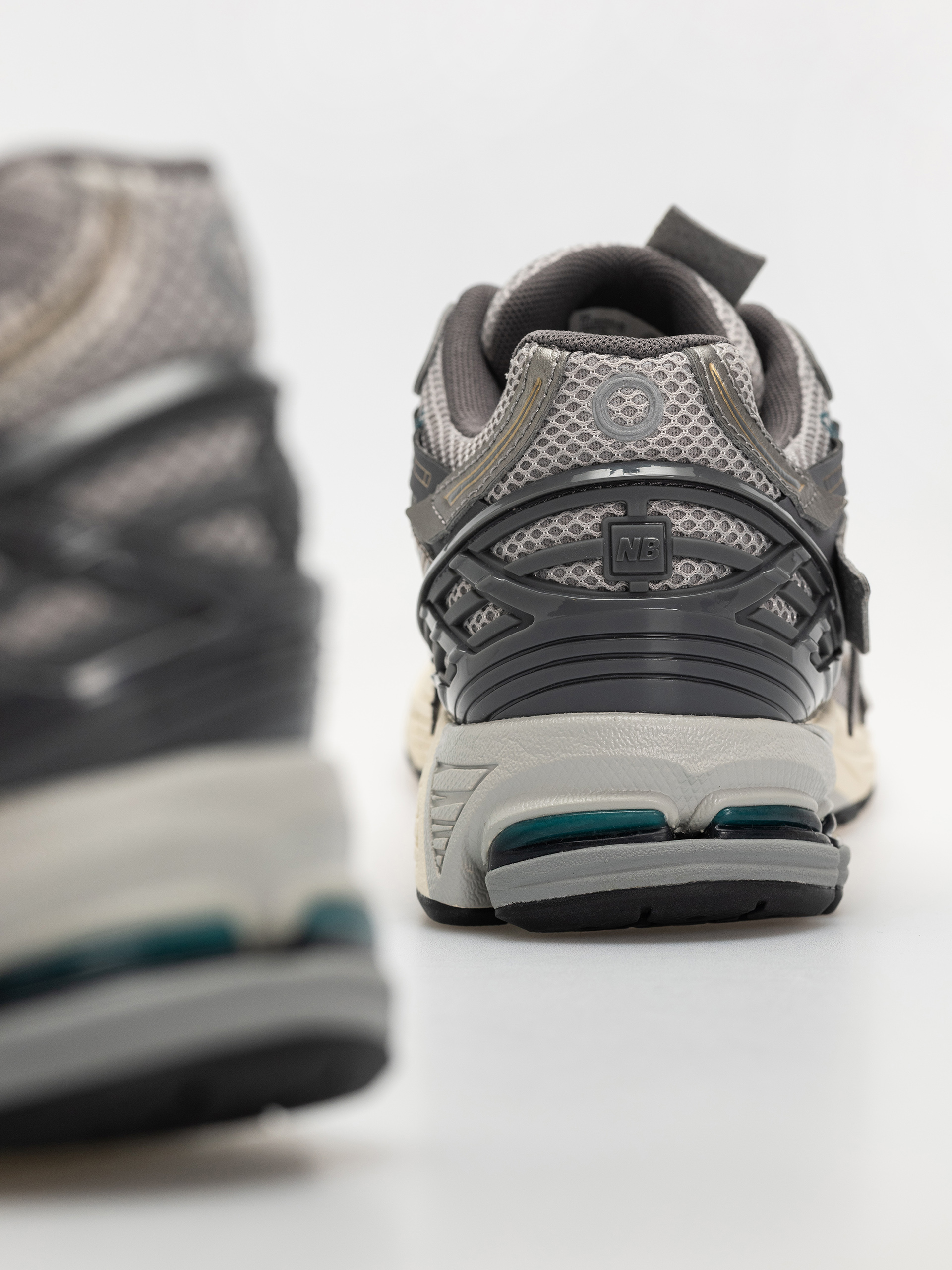 Обувки New Balance 1906 (thunder brown/slate grey)