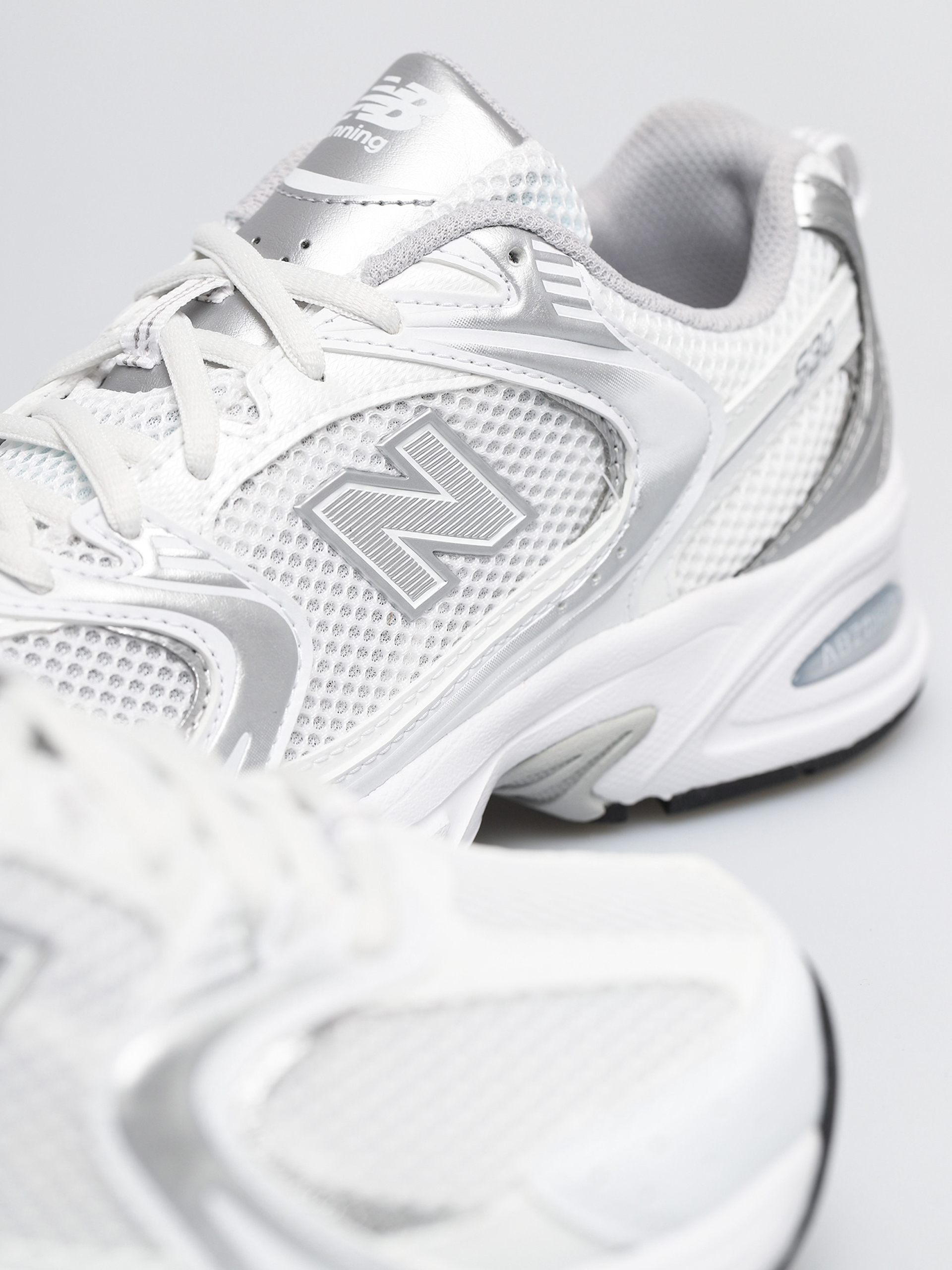 New Balance Обувки 530 (white)