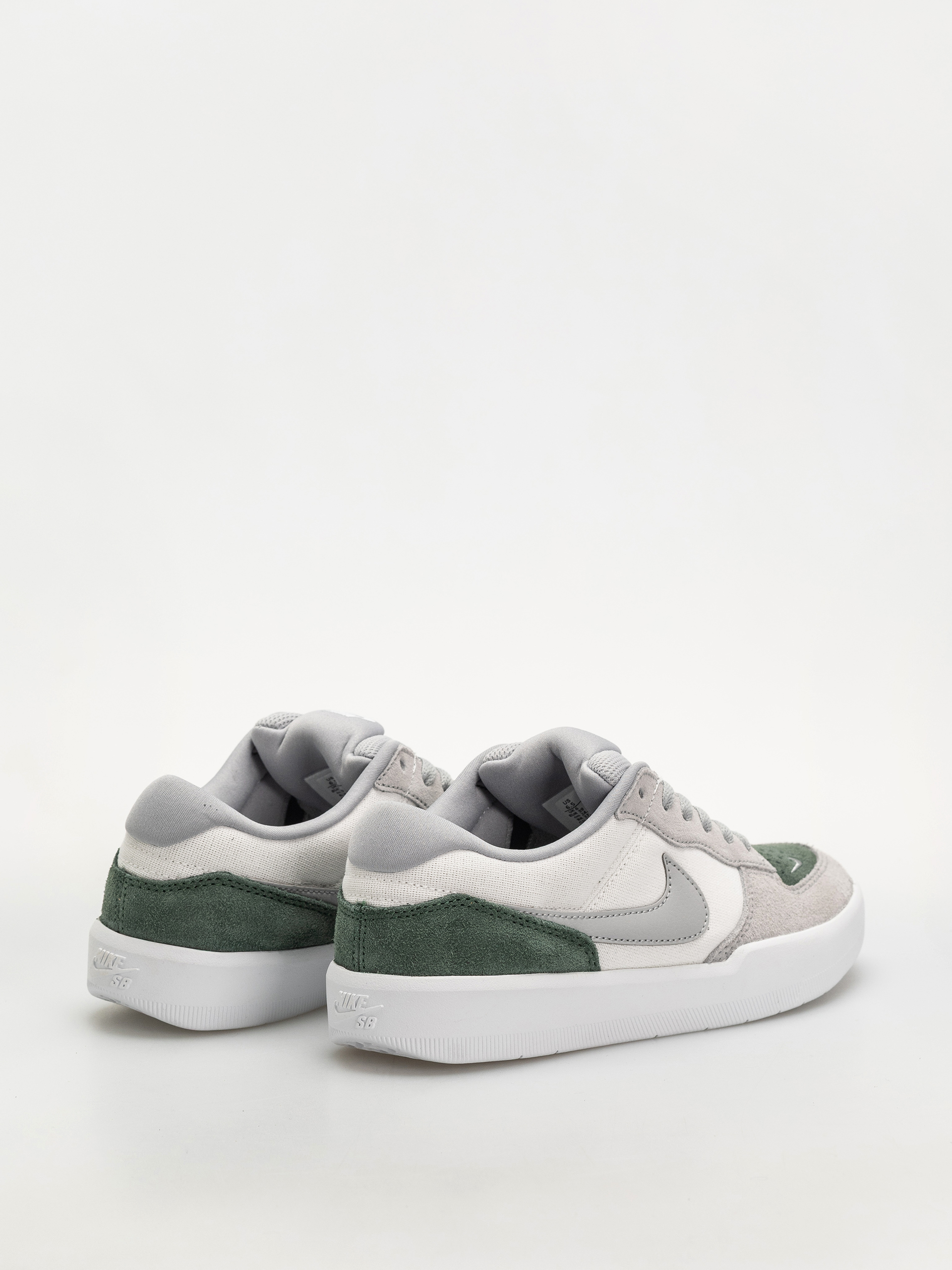 Обувки Nike SB Force 58 (white/flt silver fir white)
