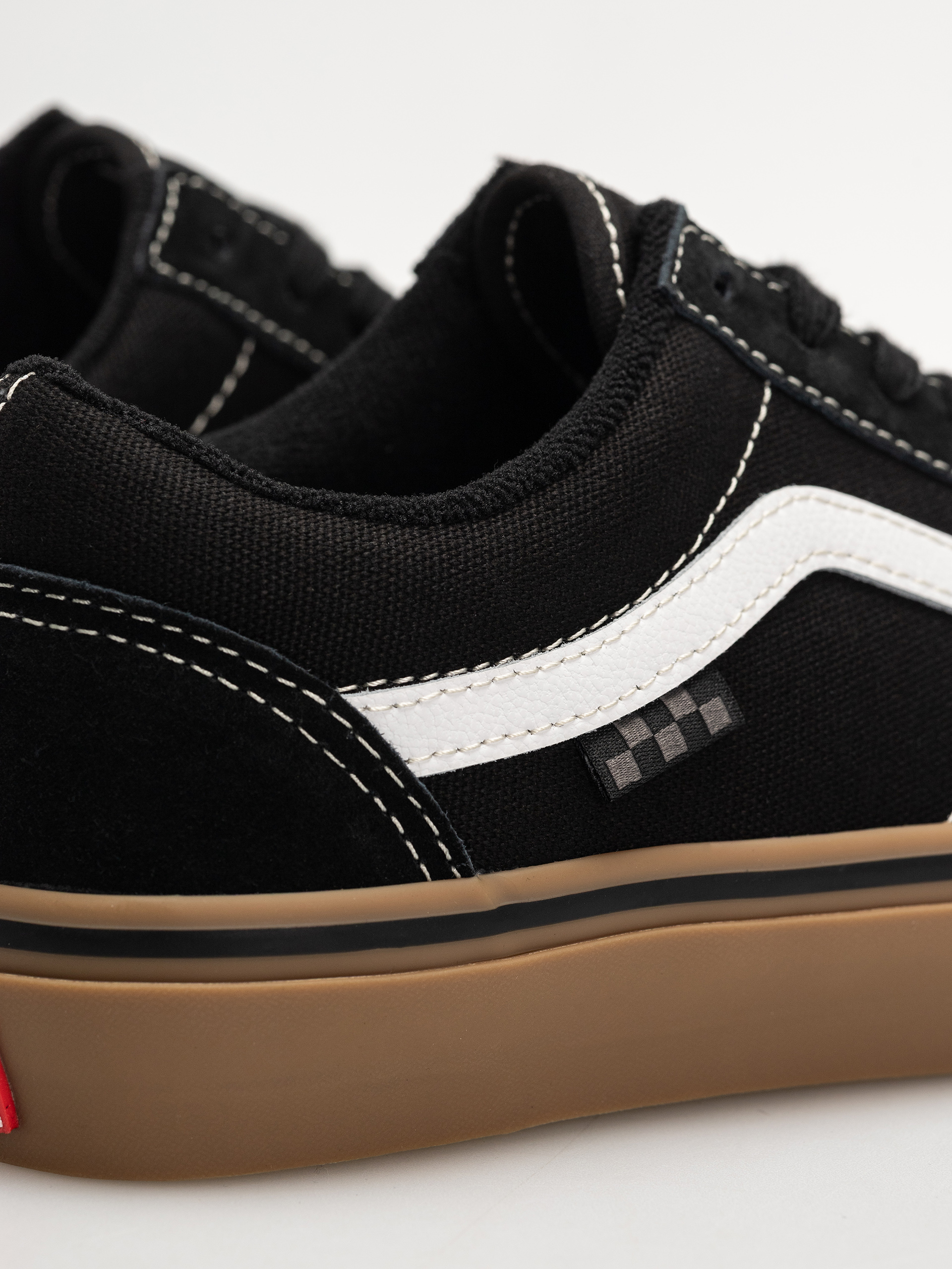 Обувки Vans Skate Old Skool (black/gum/white)