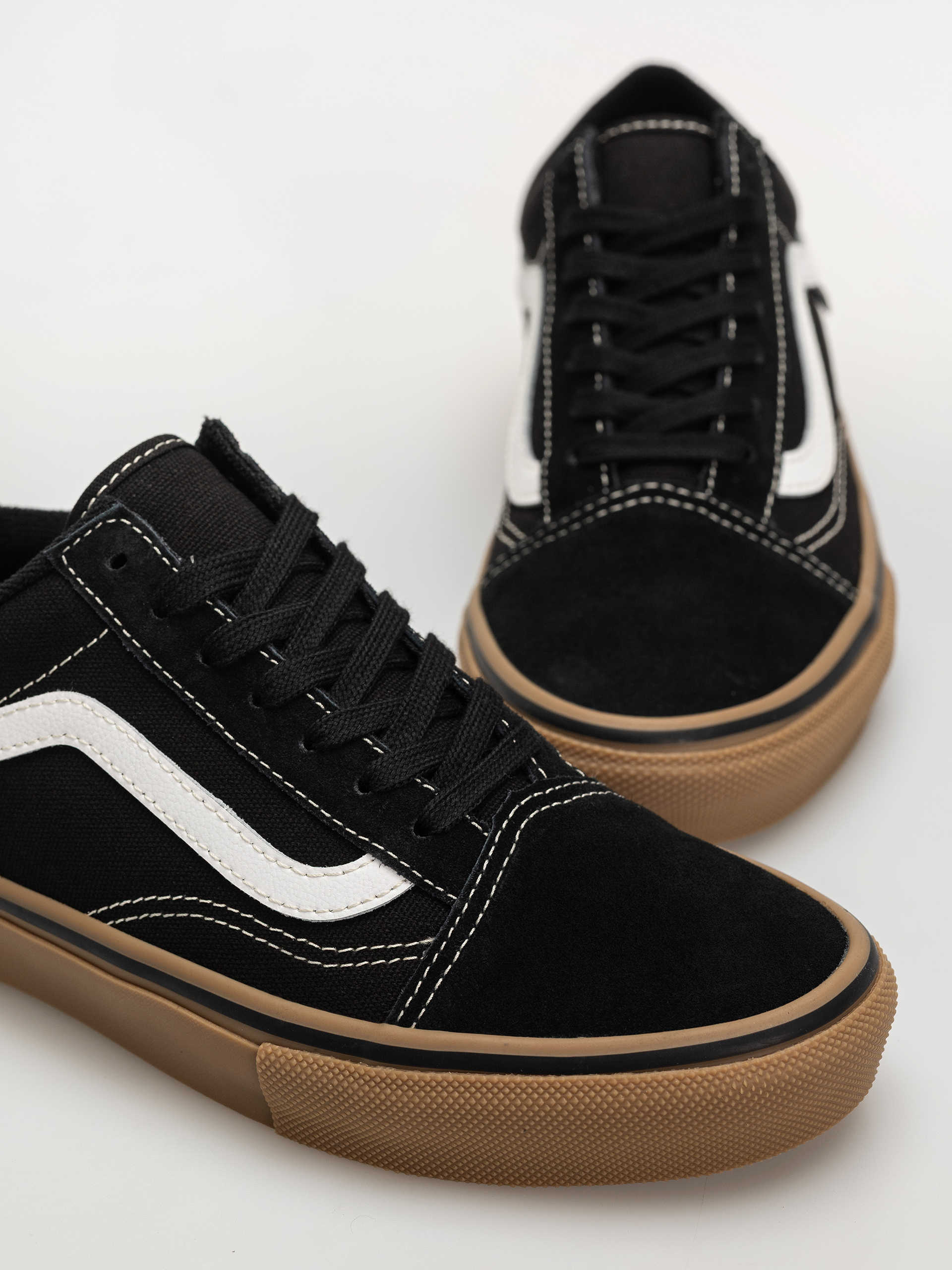 Обувки Vans Skate Old Skool (black/gum/white)