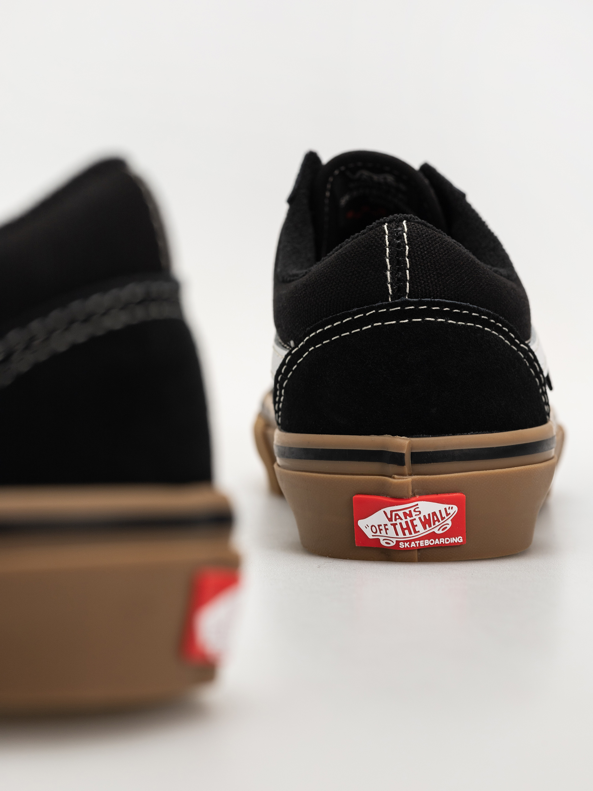 Обувки Vans Skate Old Skool (black/gum/white)