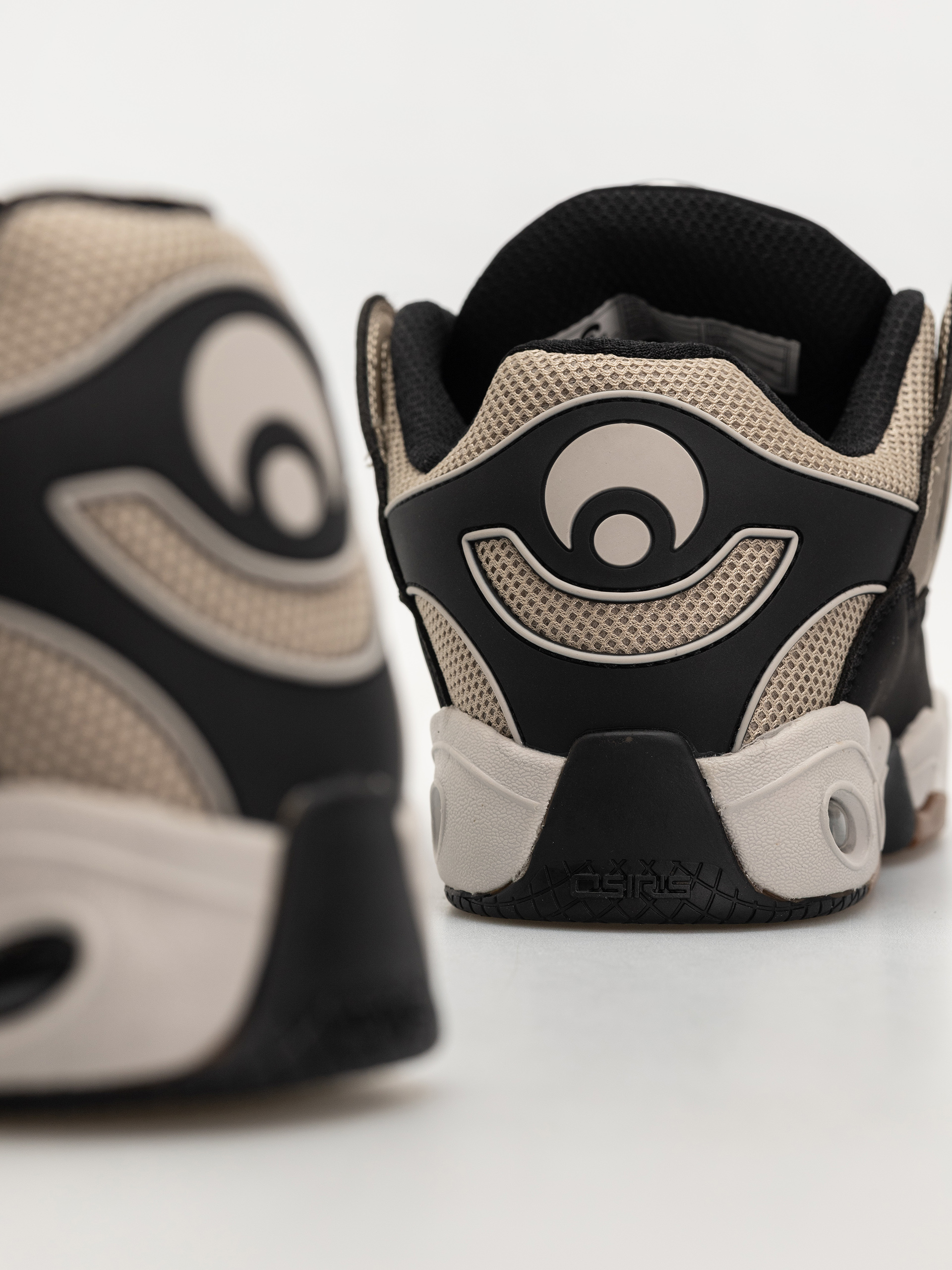 Обувки Osiris D3 OG (taupe/black/gum)