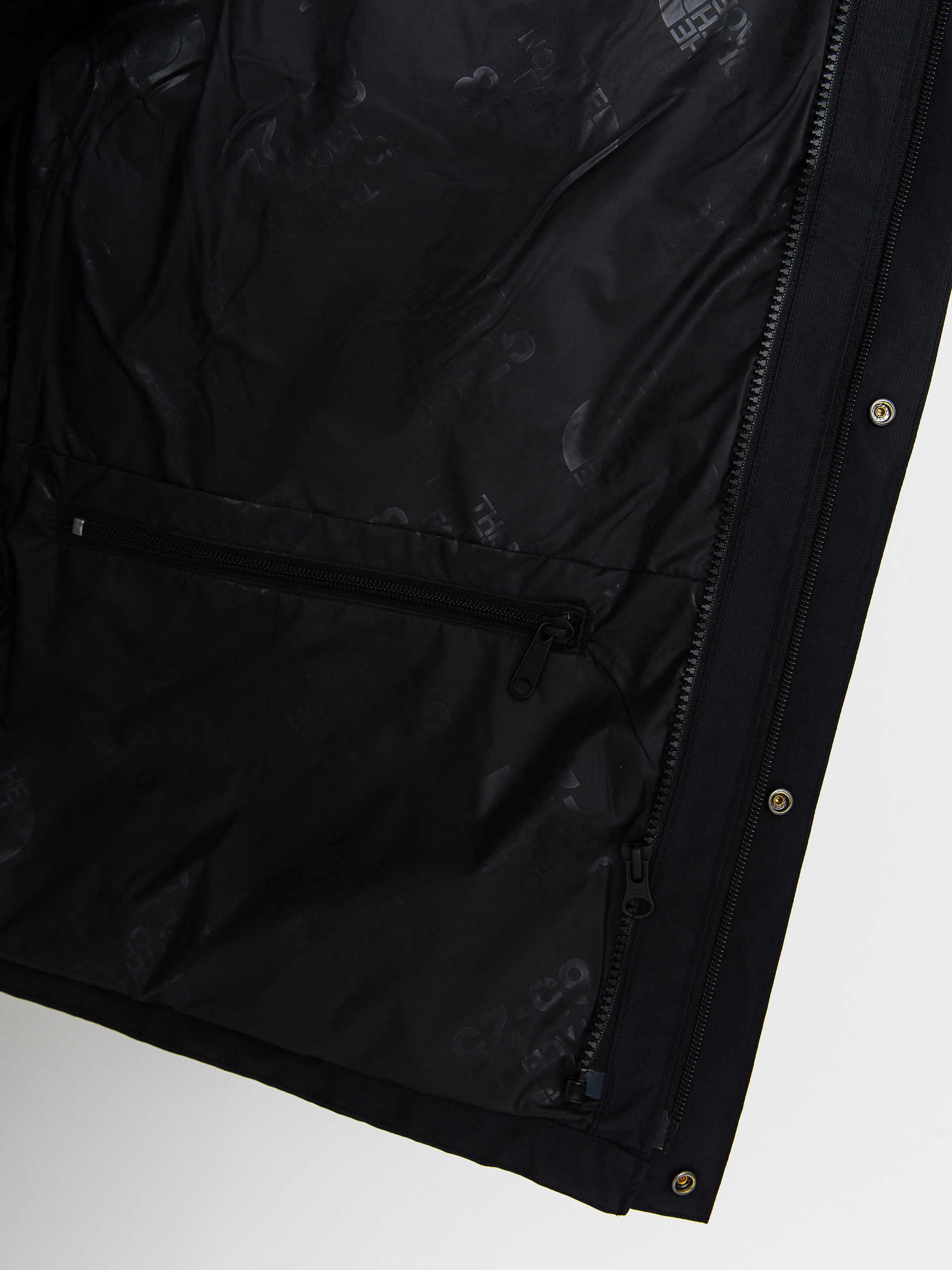 Яке The North Face Rmst GTX Mountain Tek (tnf black)