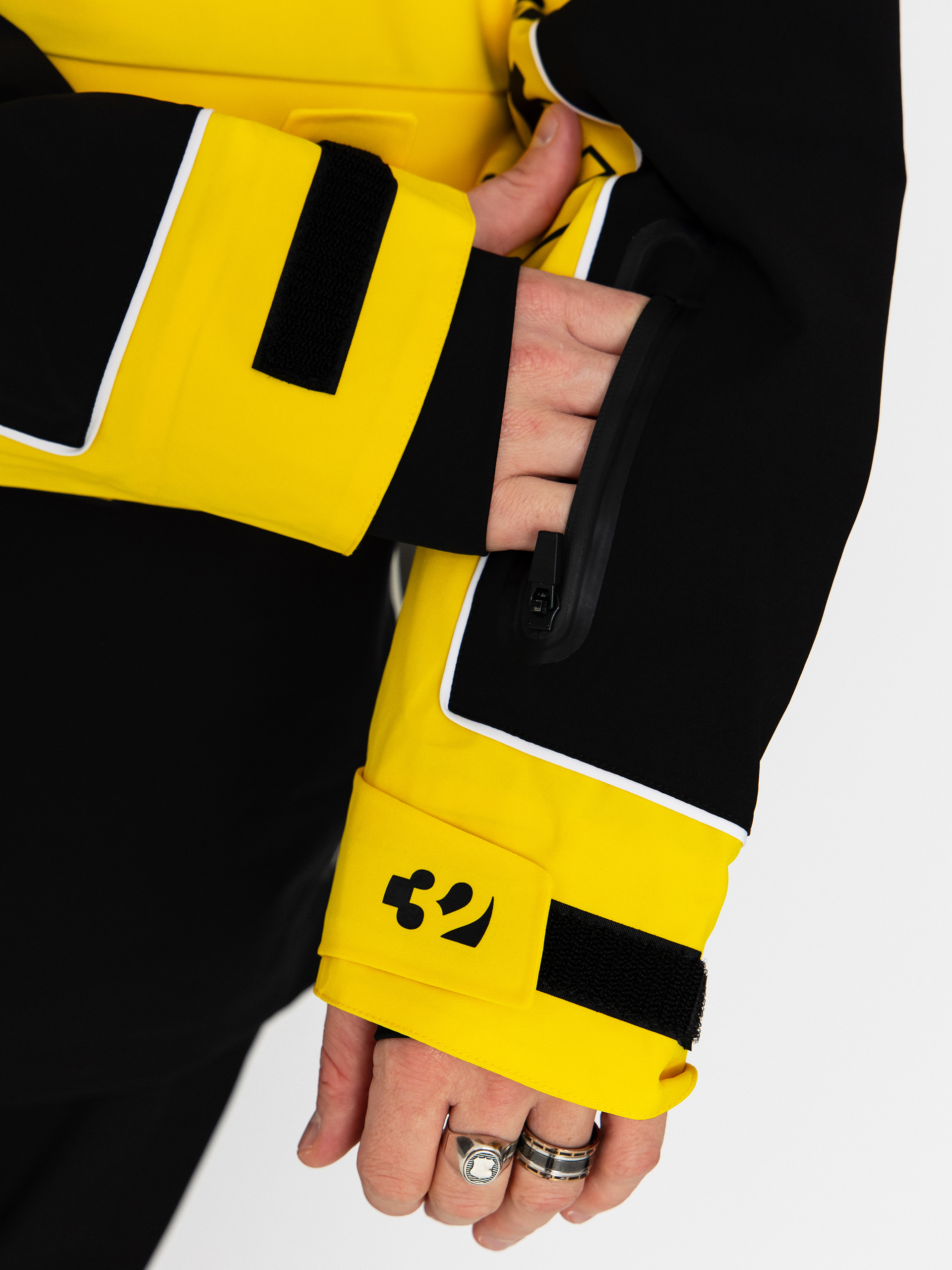 Мъжки Сноуборд яке ThirtyTwo Light Anorak (black/yellow)