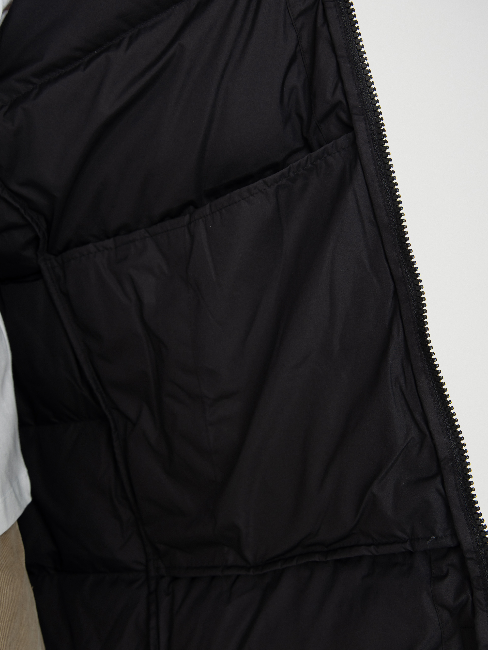Яке The North Face Nuptse Parka Wmn (tnf black/npf/r)