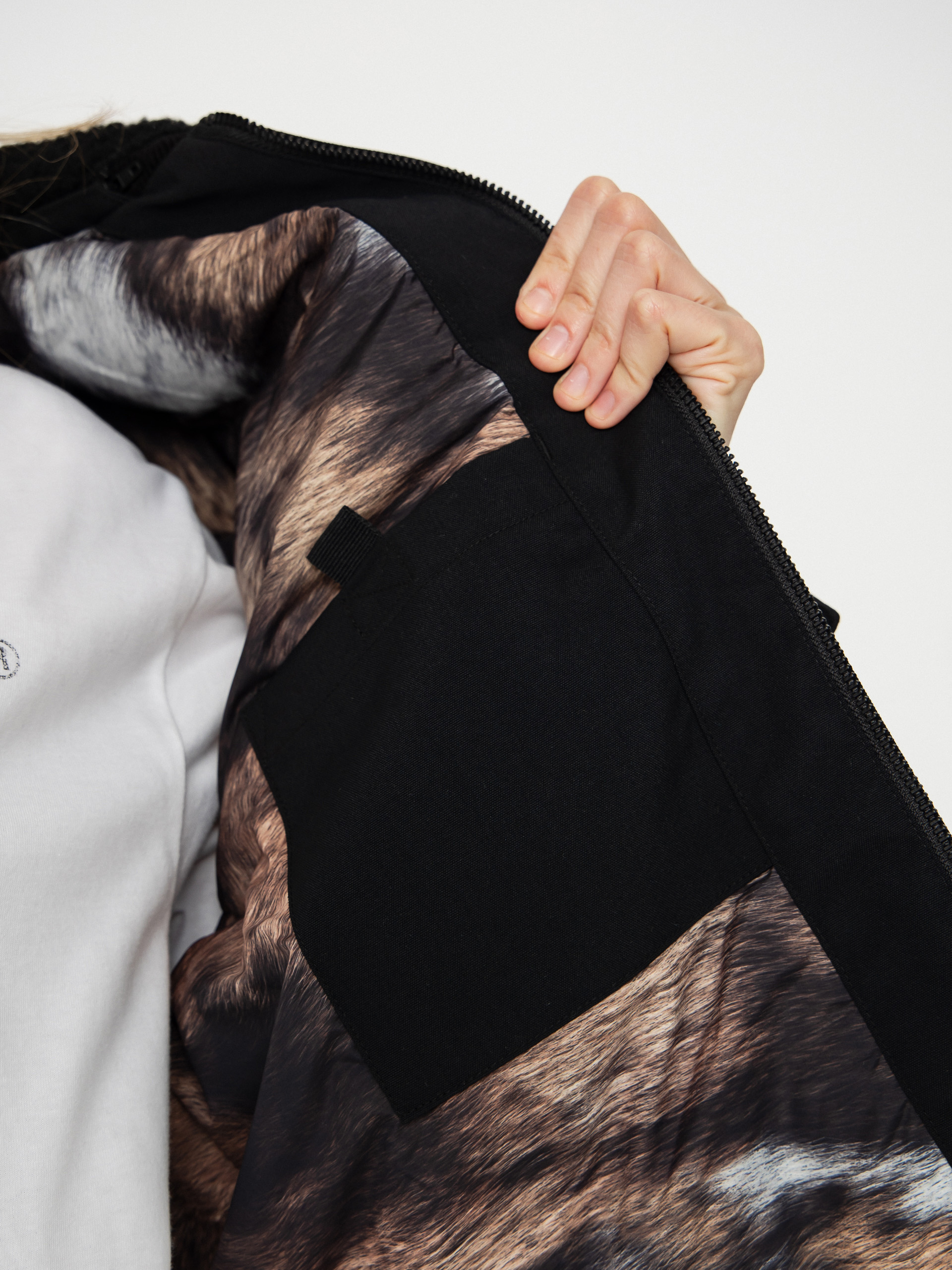 Яке Carhartt WIP Newkirk Wmn (black/wild dog print)