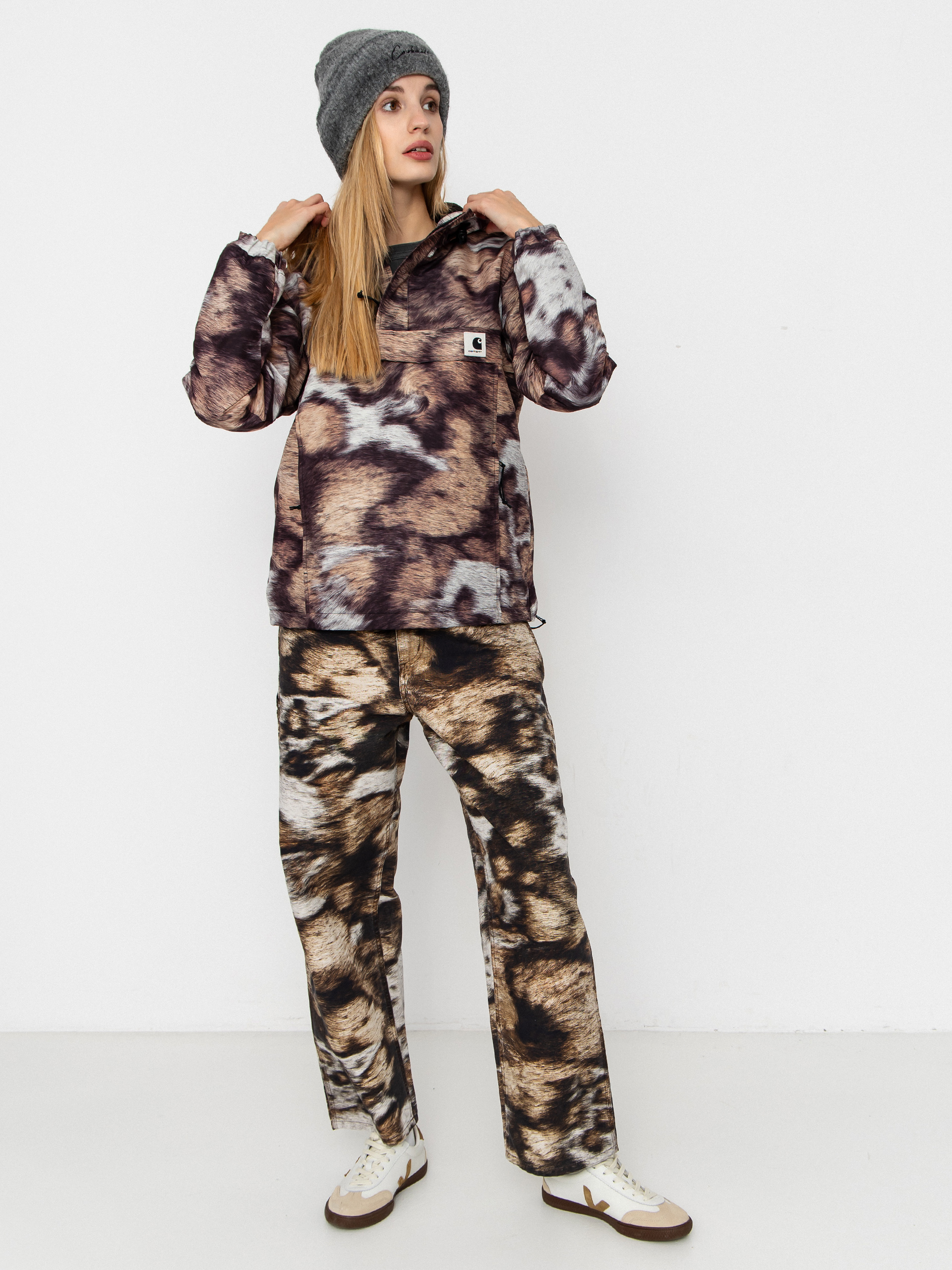 u042fu043au0435 Carhartt WIP Nimbus Pullover Wmn (wild dog print)
