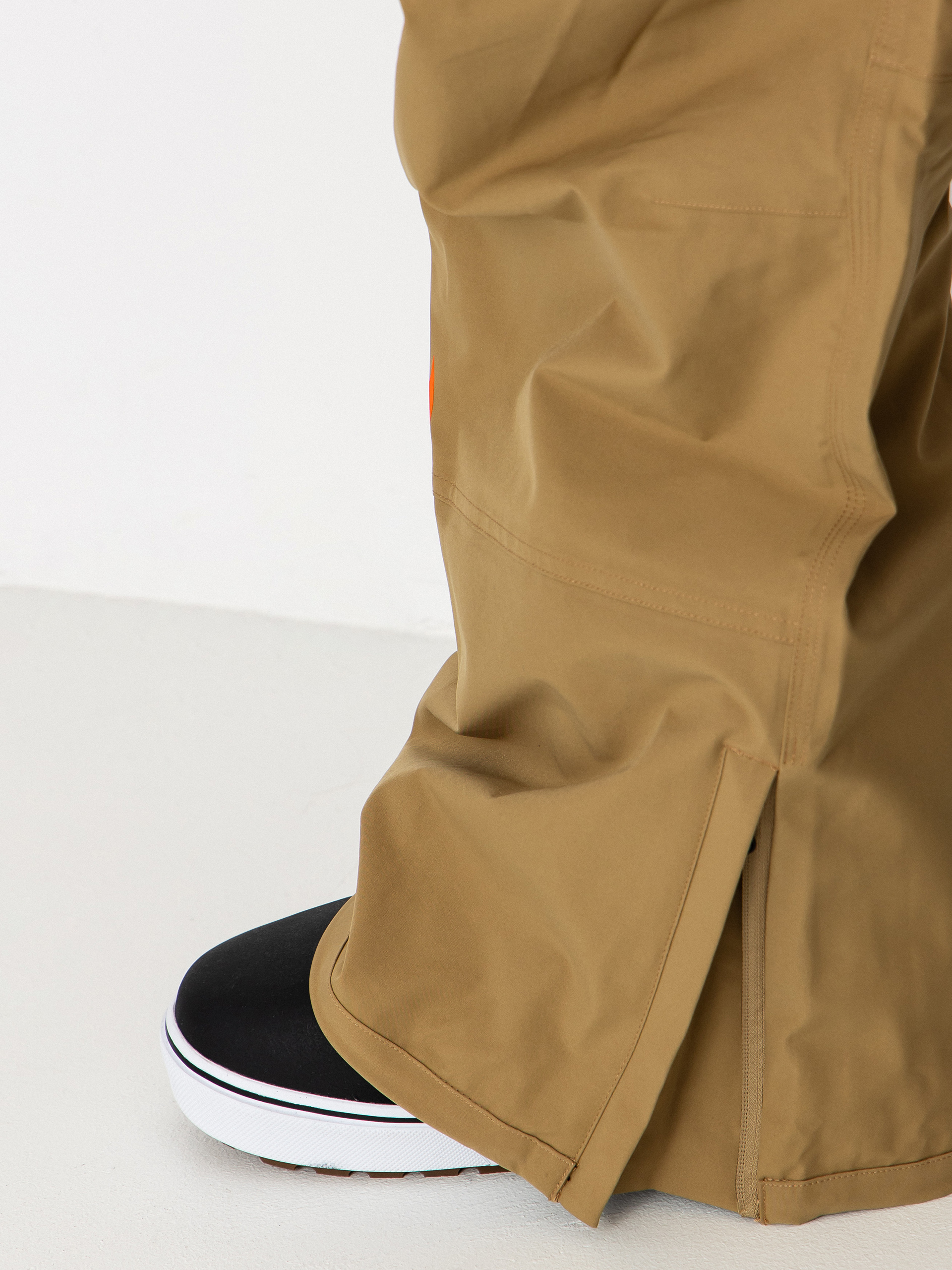 Мъжко Сноуборд панталони ThirtyTwo Basement Bib (khaki)