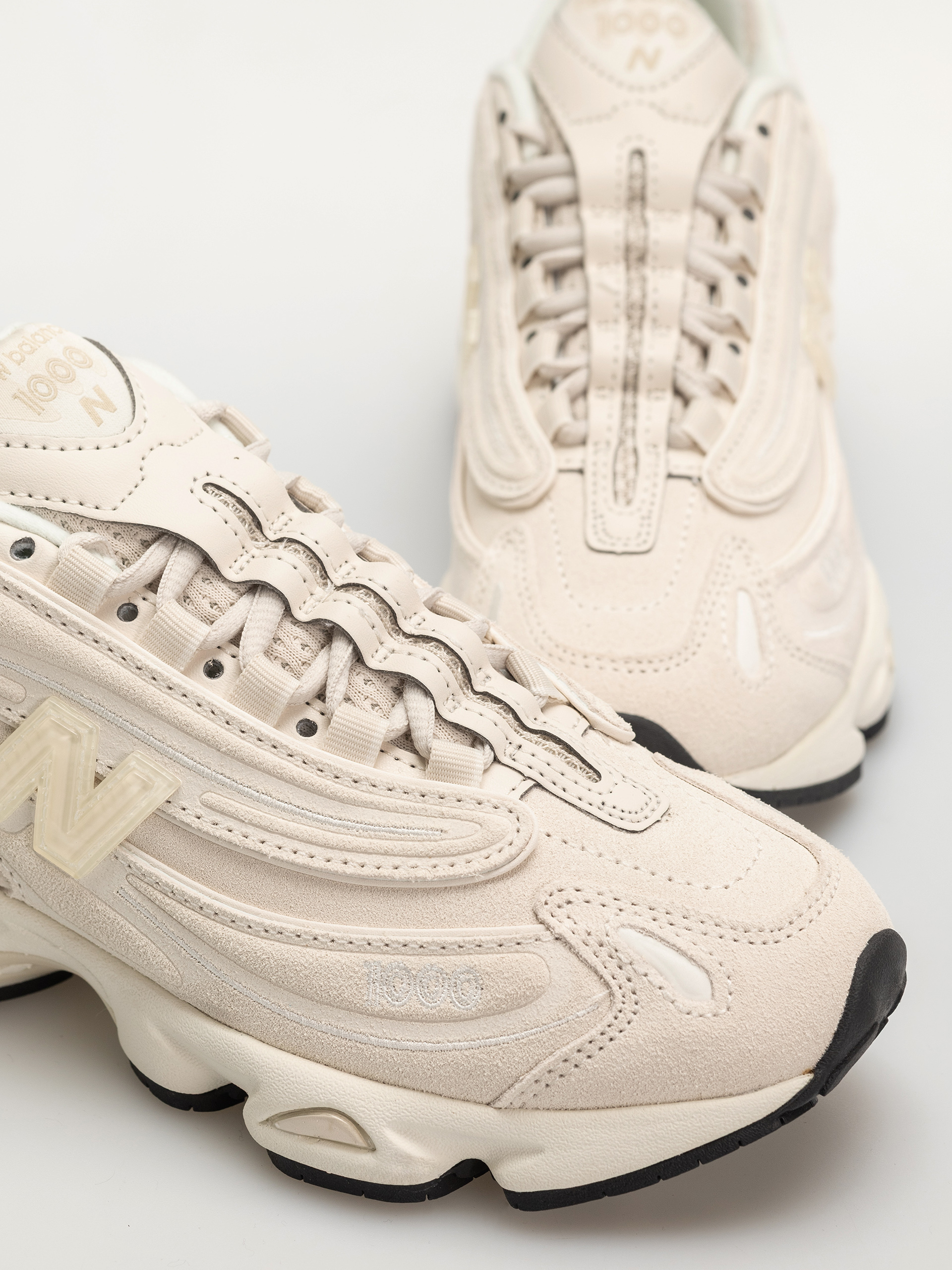 Обувки New Balance 1000 (linen/linen)