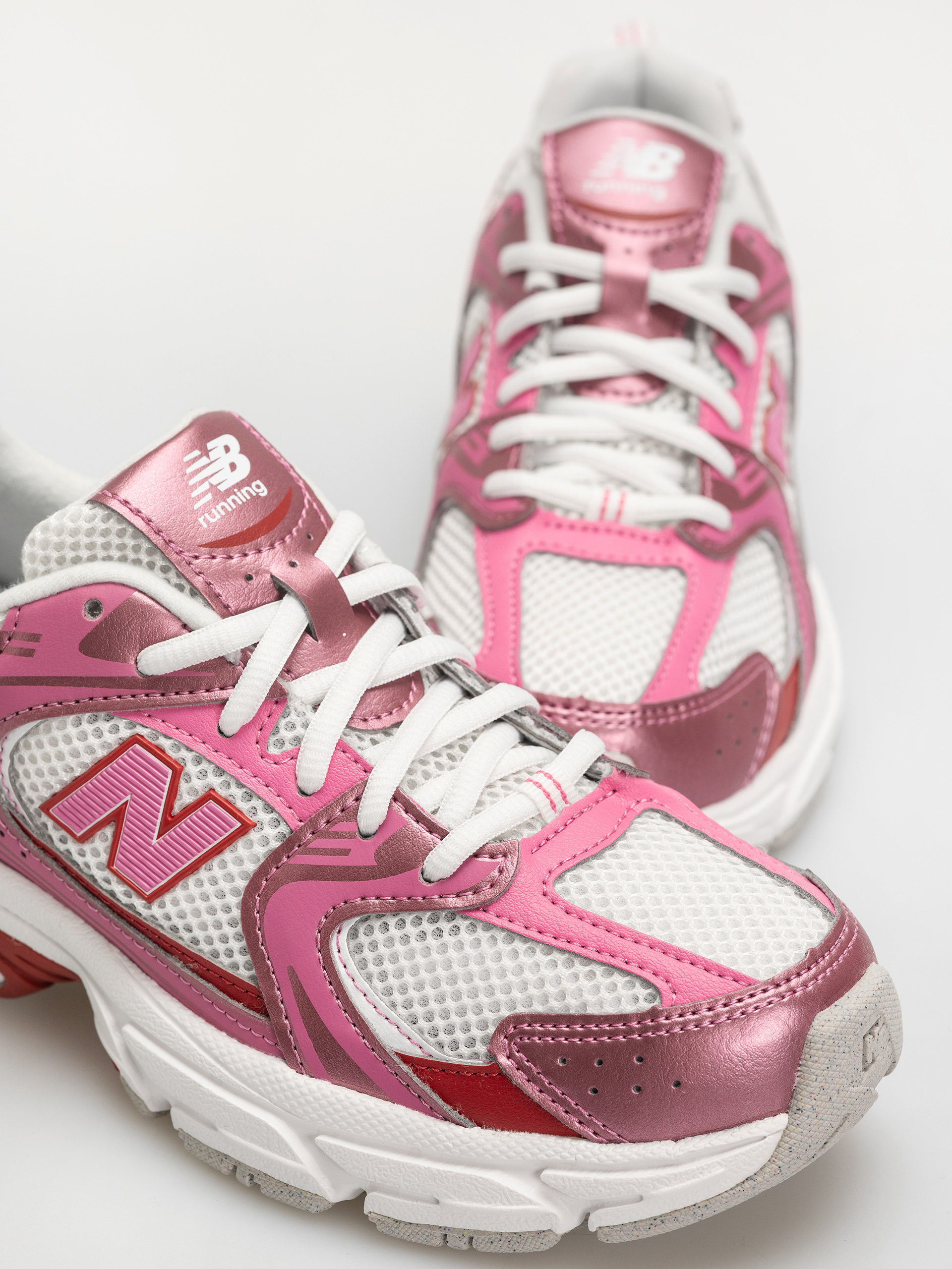 Обувки New Balance 530 JR (pink satin/shadow red)