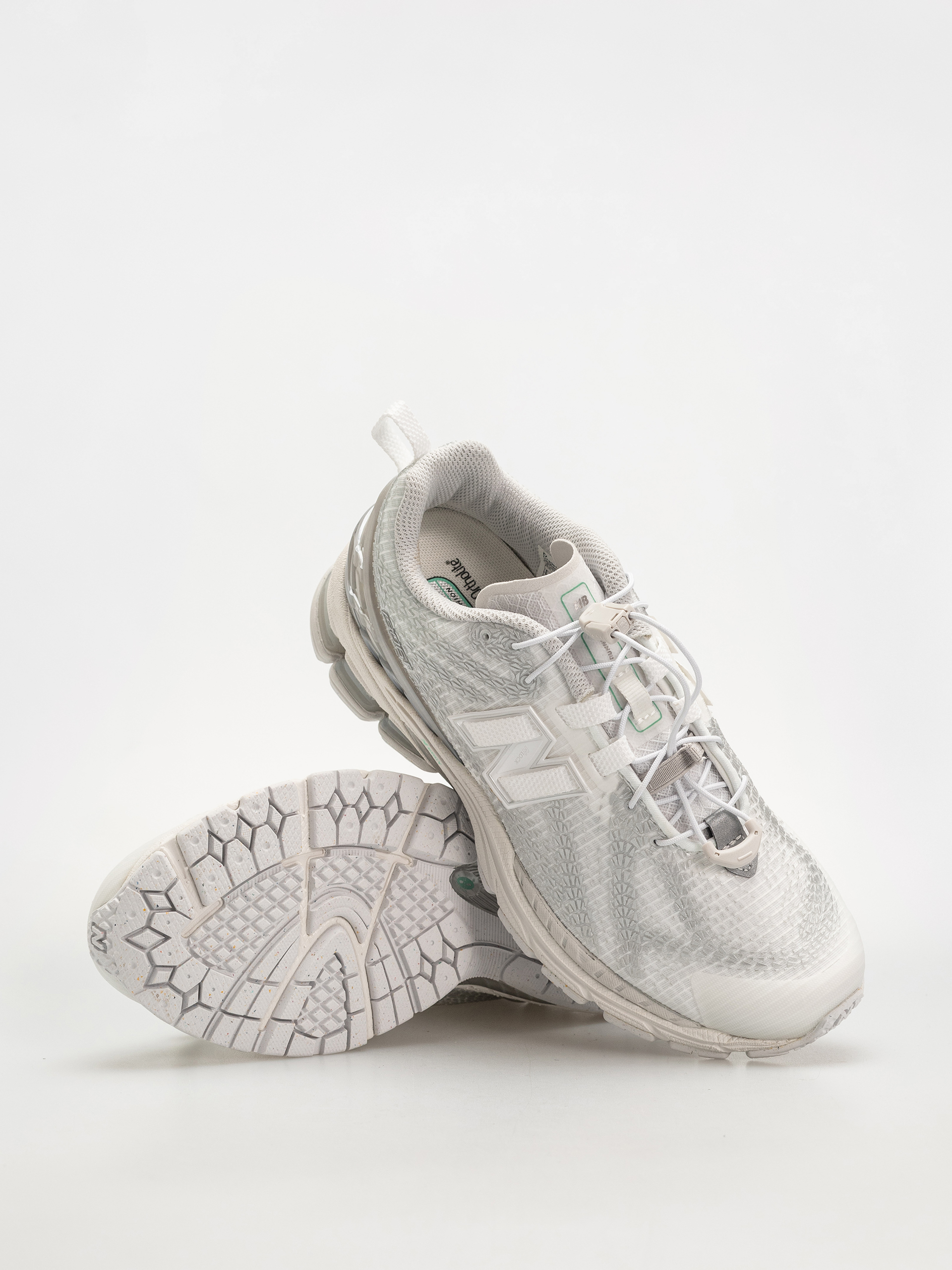 Обувки New Balance 1906 (103 white/silver metallic/deep end)