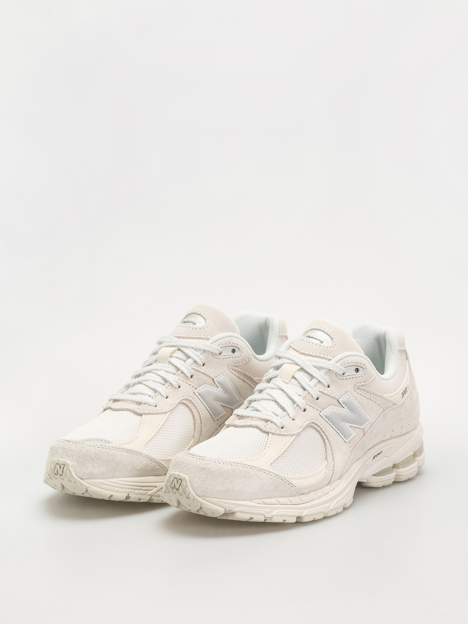 Обувки New Balance 2002 (sea salt/silver metallic)