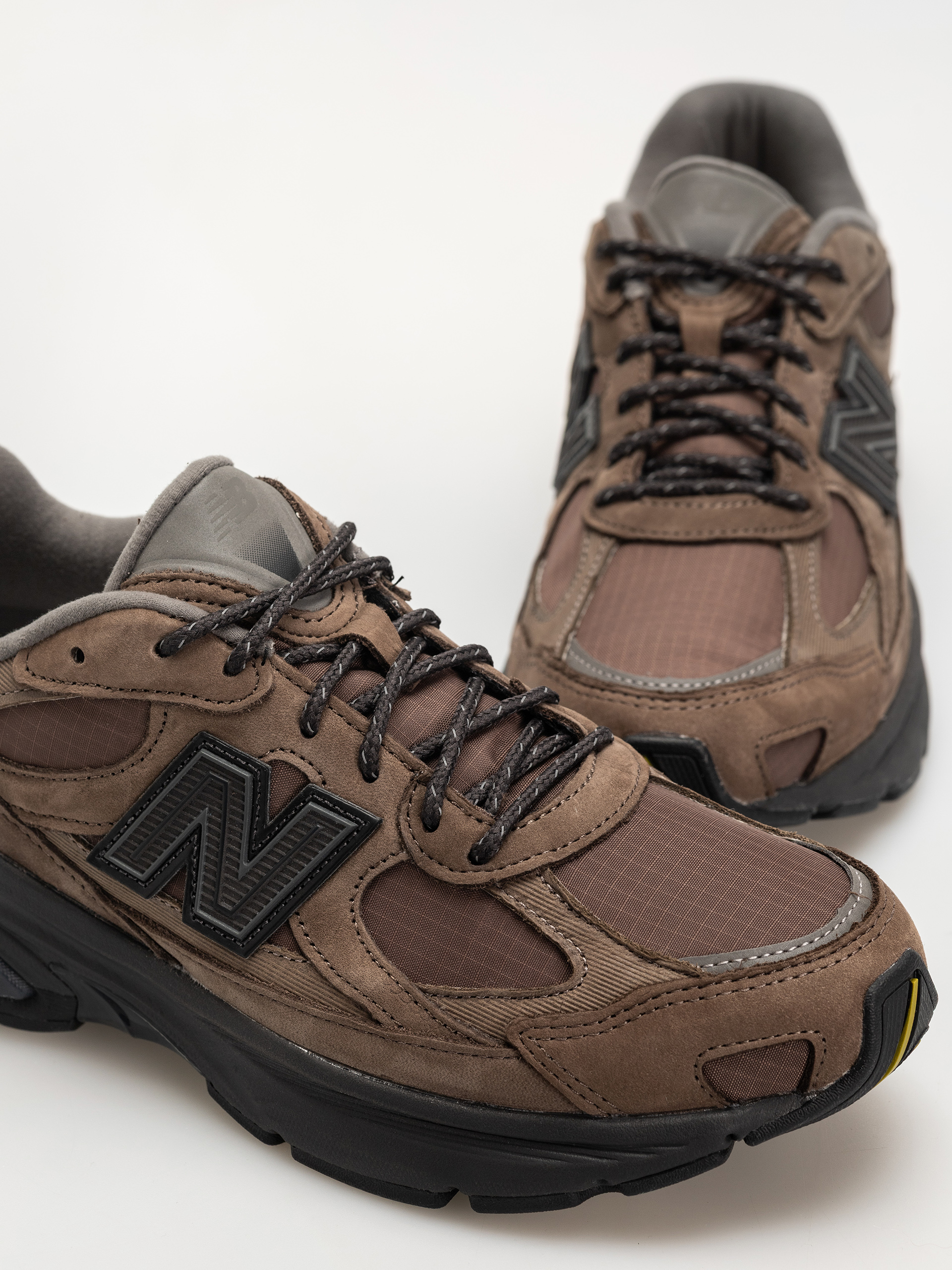 Обувки New Balance 2010 (cortado/thunder brown/faded black)