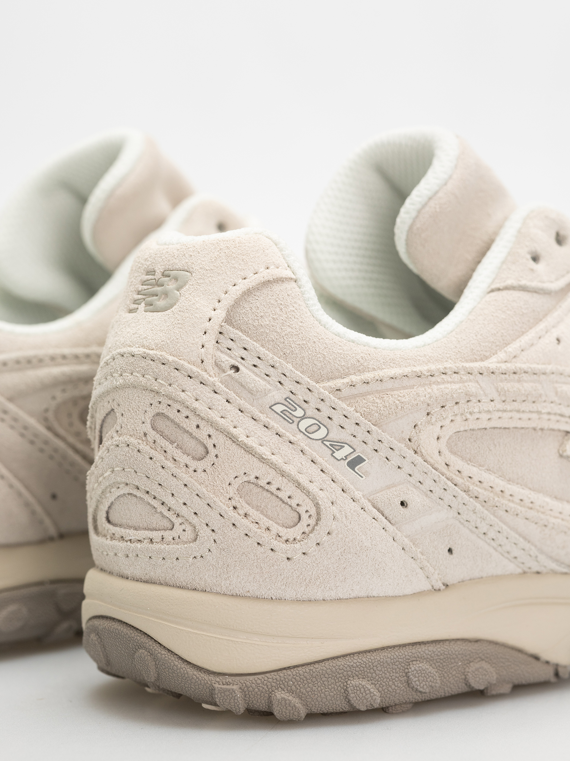 Обувки New Balance 204 (timberwolf/linen mmc)