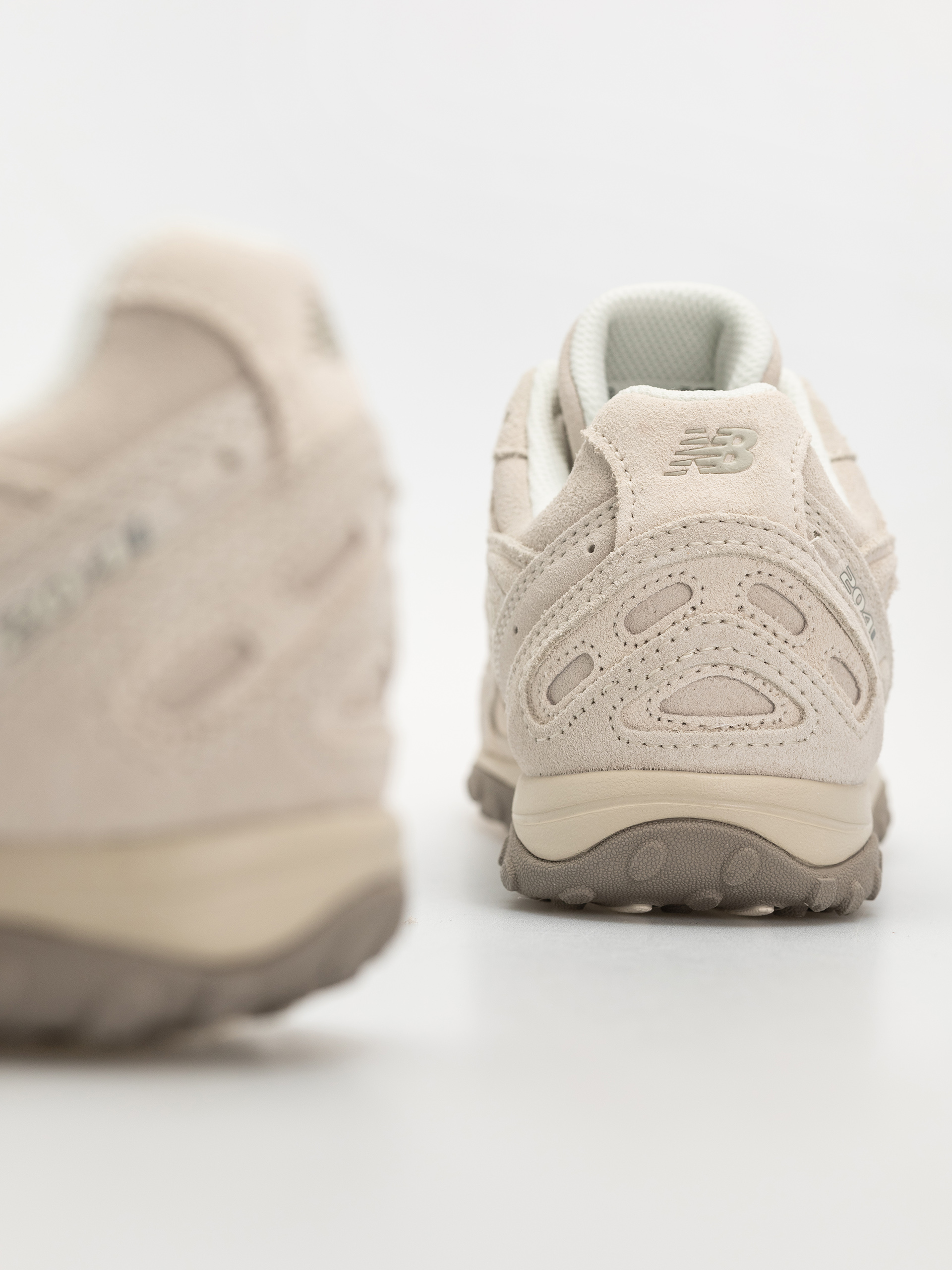 Обувки New Balance 204 (timberwolf/linen mmc)